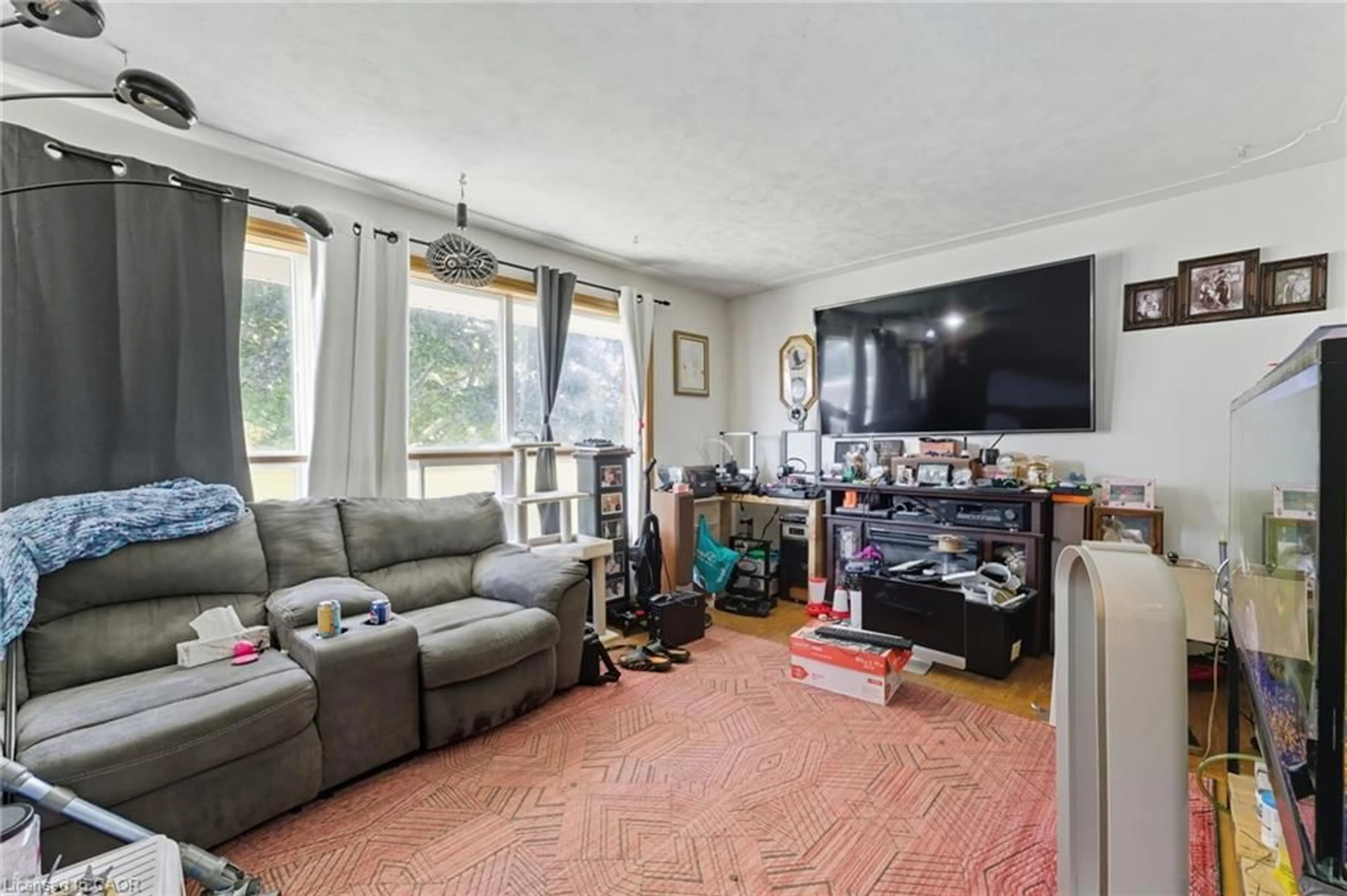 Unknown for 1091 Branchton Rd, Cambridge Ontario N1R 5S2