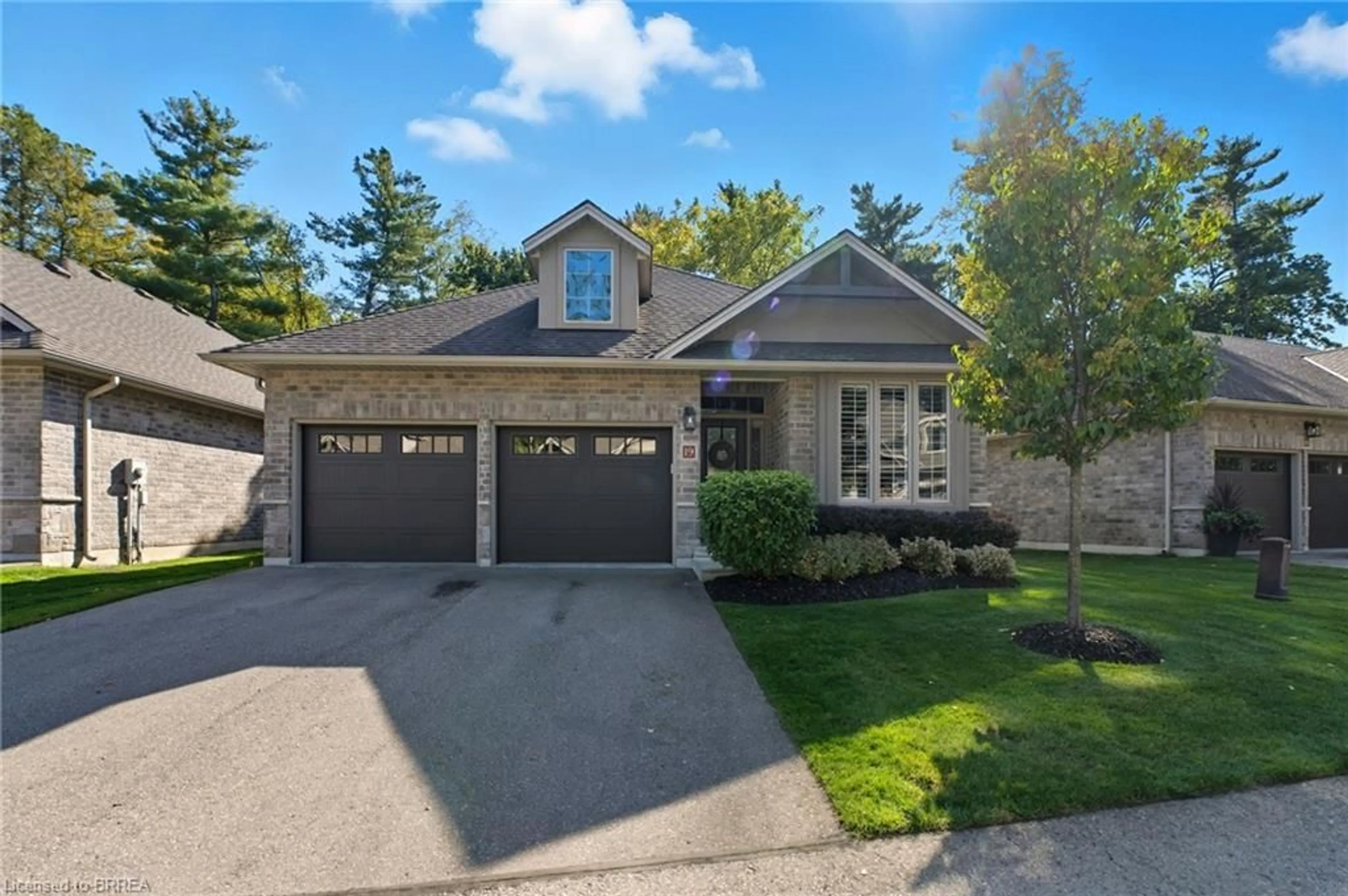 Home with brick exterior material, street for 19 Sihler Woods, Simcoe Ontario N3Y 0E2