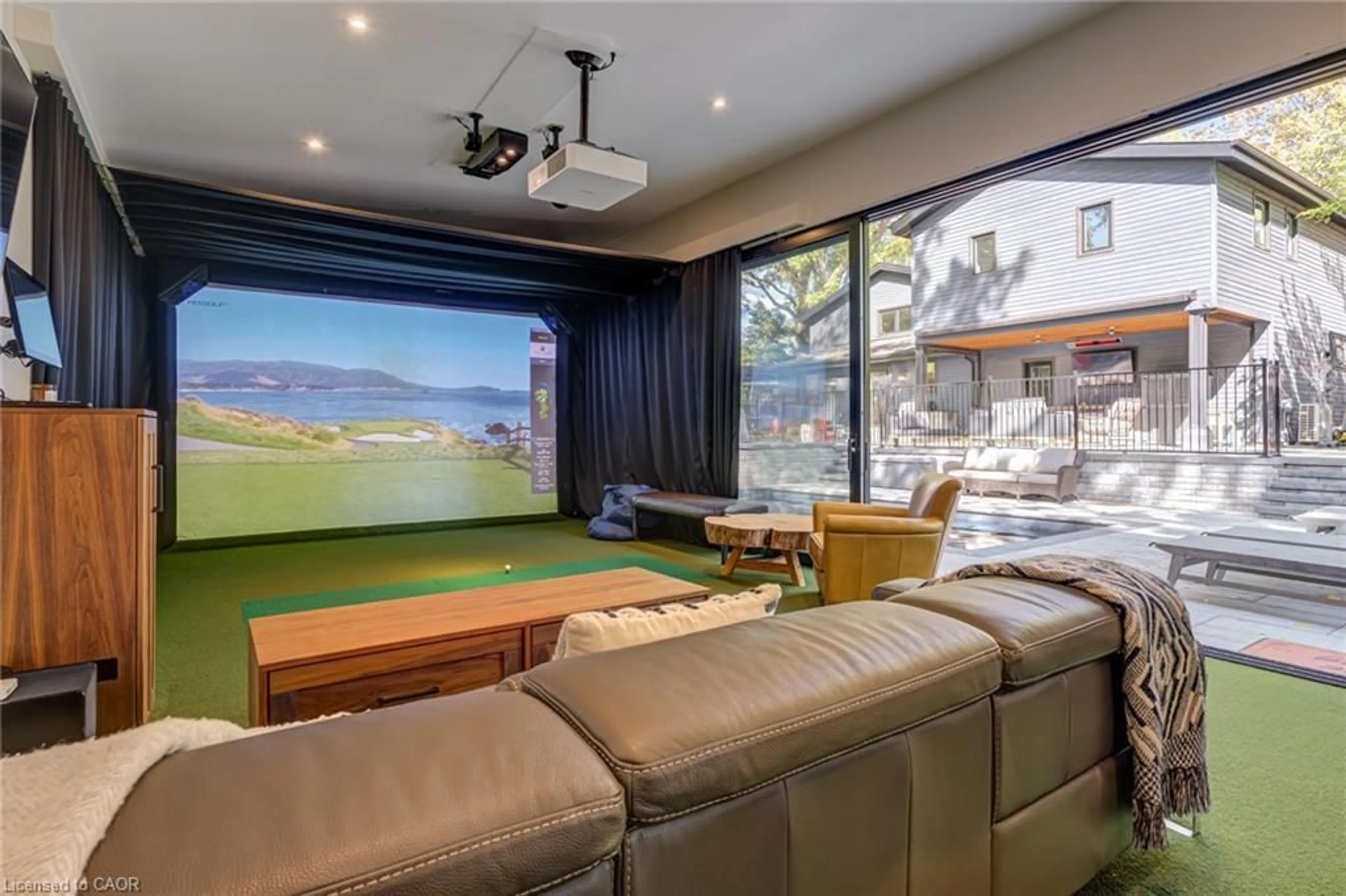 Home theater for 89 Germorda Dr, Oakville Ontario L6H 2P9