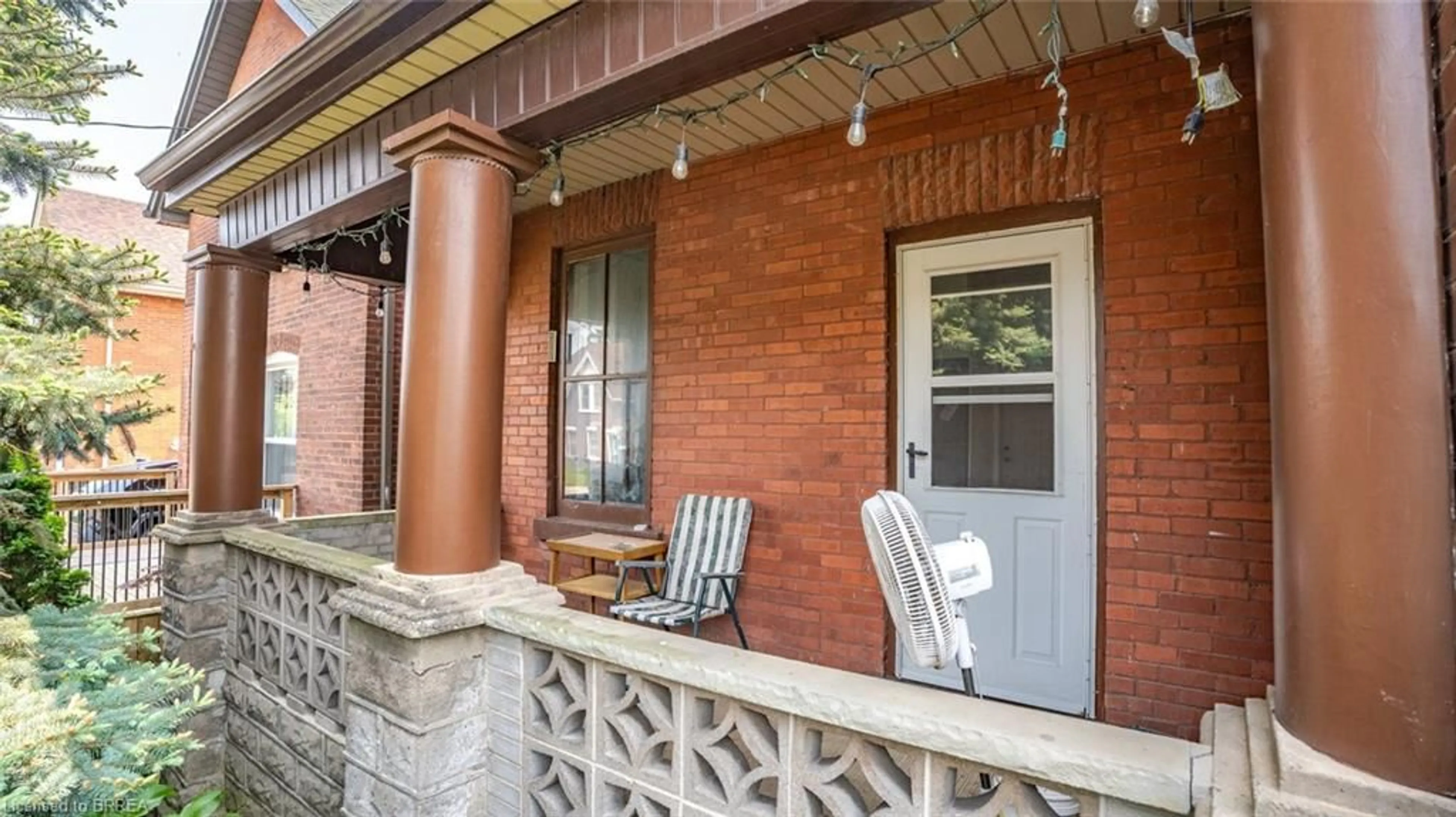 Patio, street for 65 Victoria St, Brantford Ontario N3S 3K3