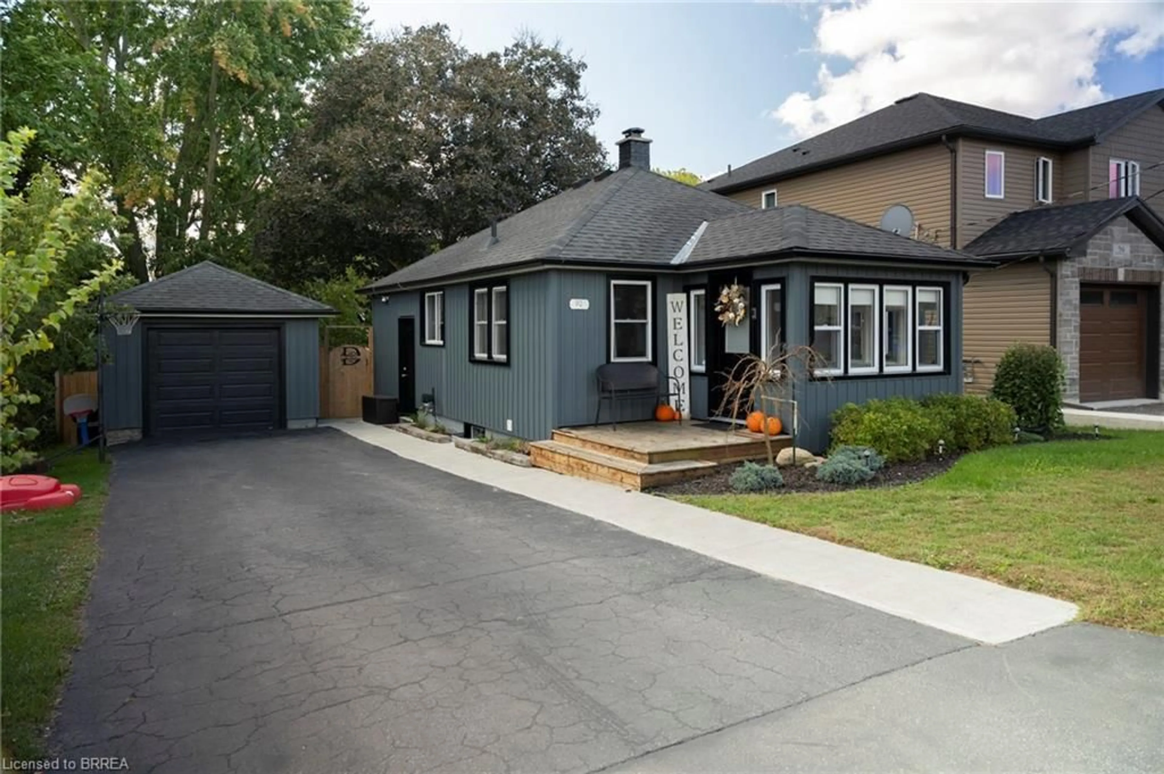 Unknown for 92 Sovereign St, Waterford Ontario N0E 1Y0