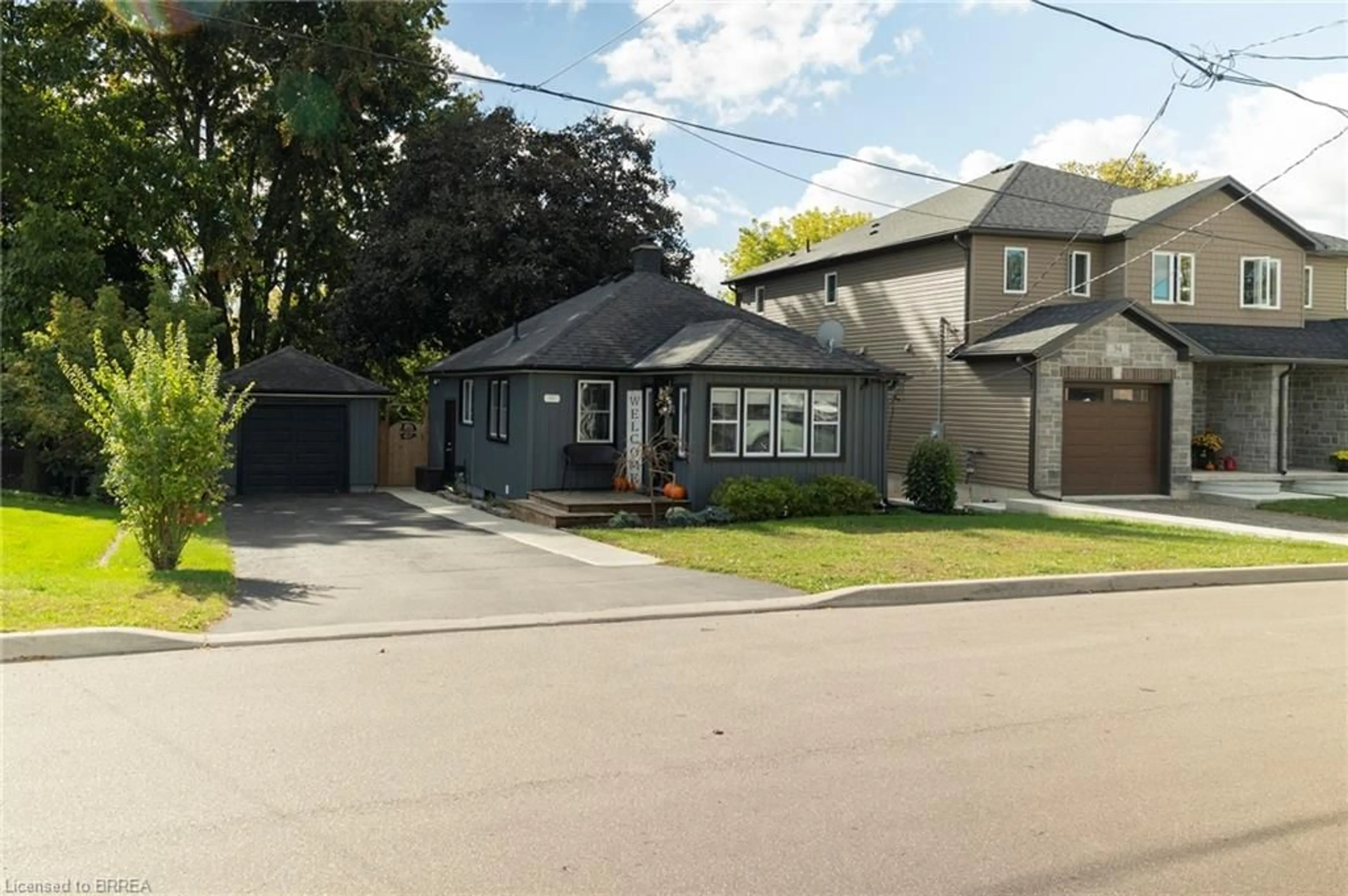 Unknown for 92 Sovereign St, Waterford Ontario N0E 1Y0
