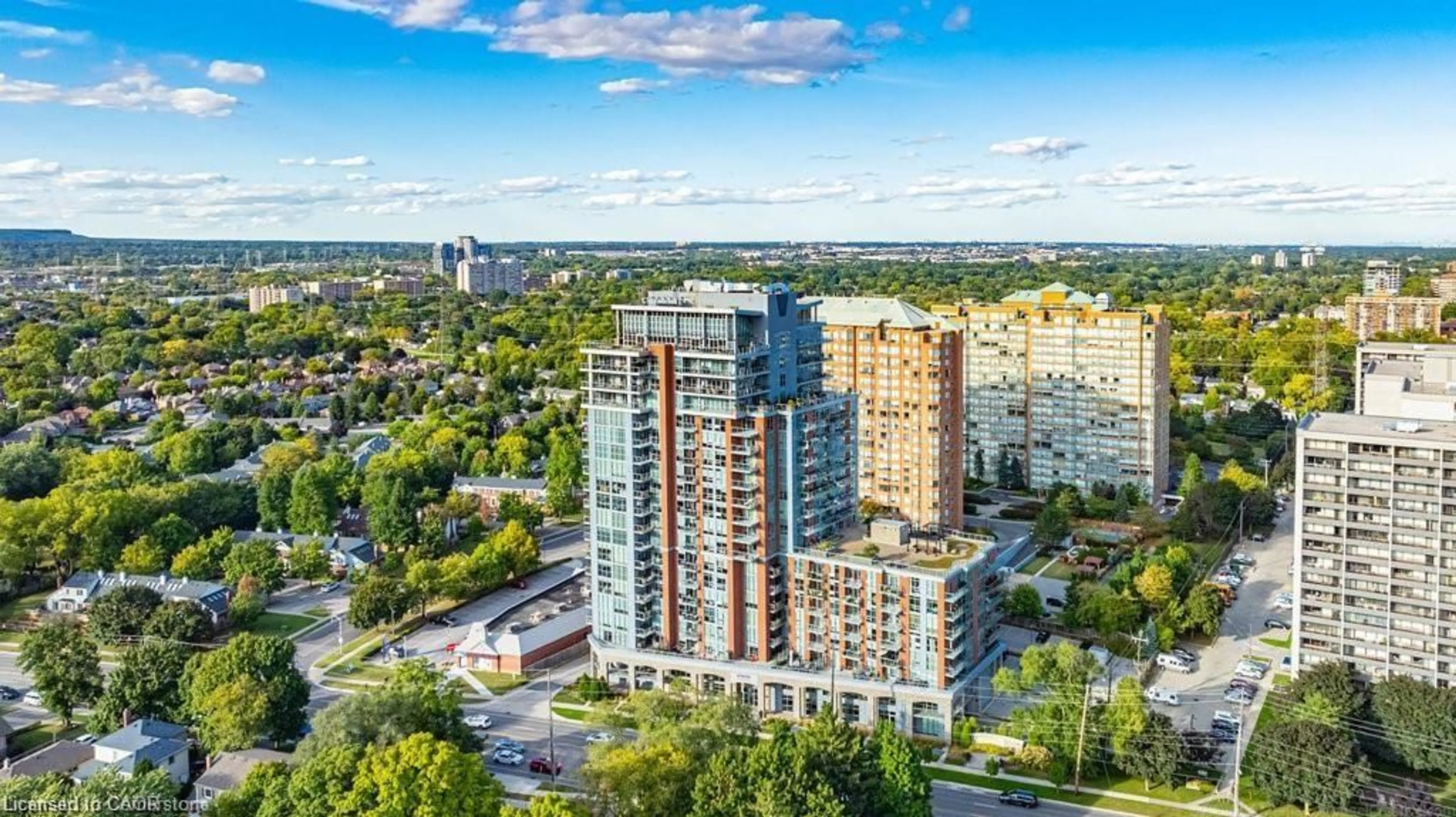 A pic from outside/outdoor area/front of a property/back of a property/a pic from drone, city buildings view from balcony for 551 Maple Ave #607, Burlington Ontario L7S 1M7