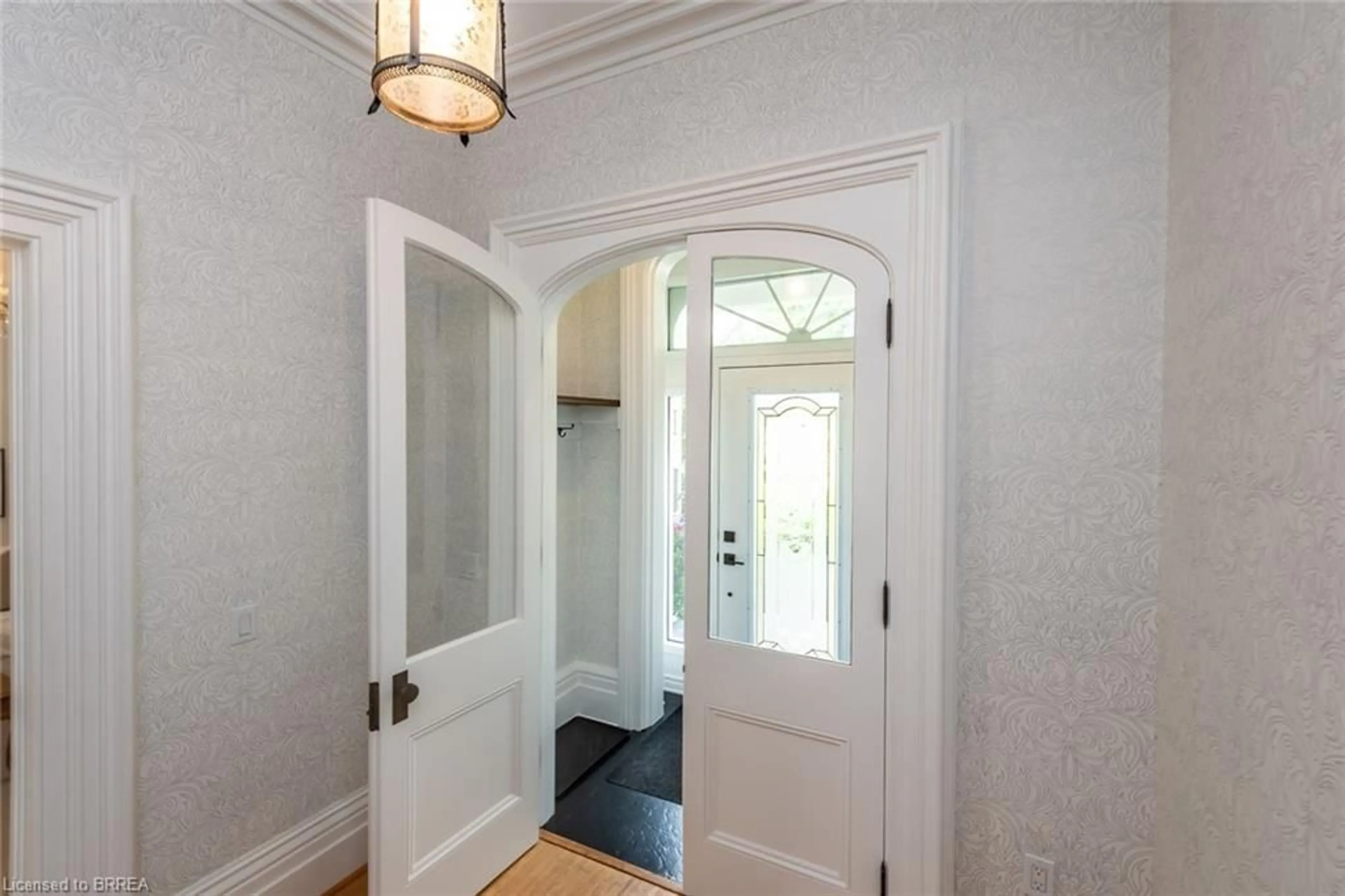 Indoor entryway for 197 Grand River St, Paris Ontario N3L 2N2