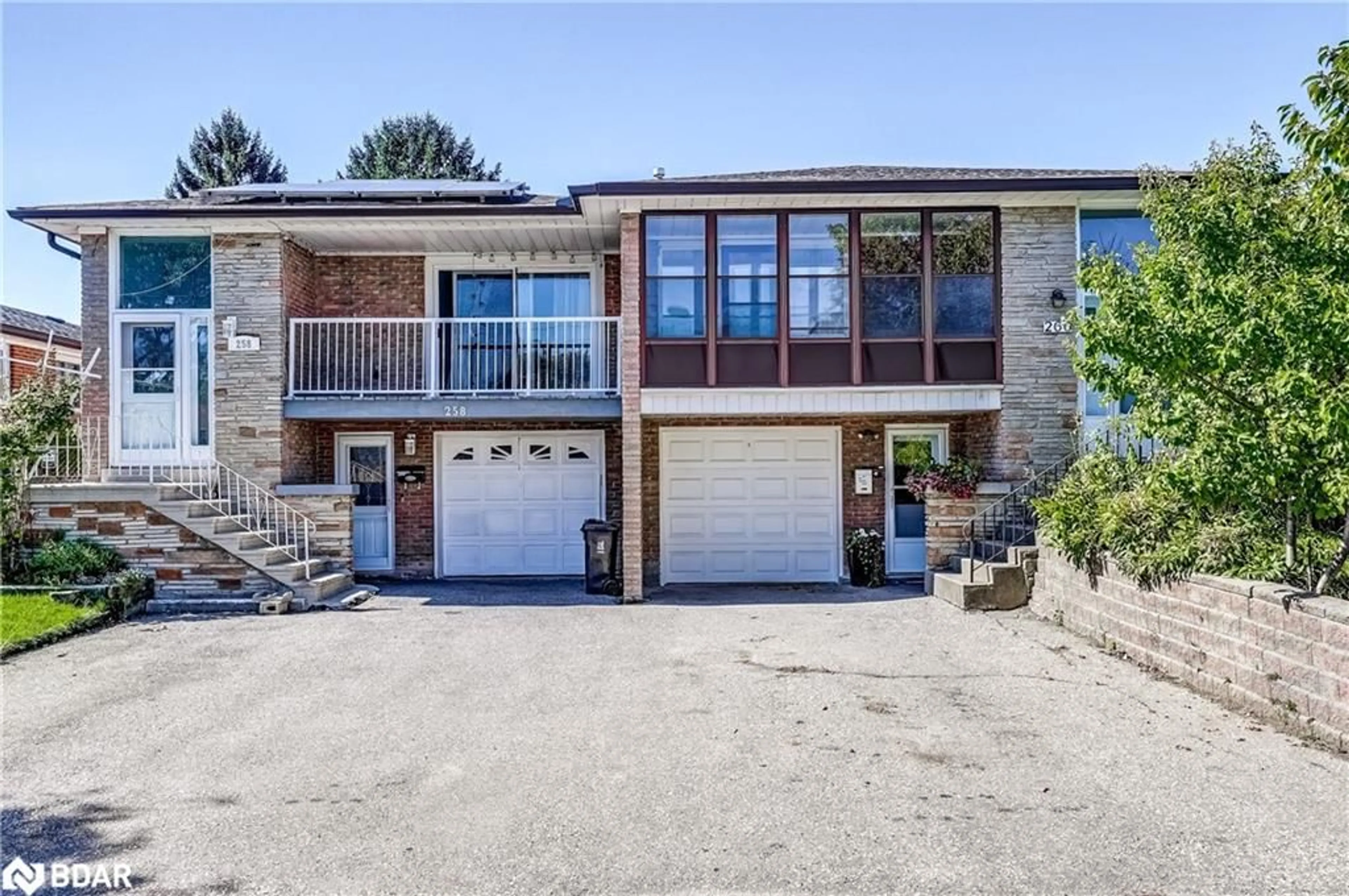 Home with brick exterior material, unknown for 260 Apache Trail, Toronto Ontario M2H 2W4
