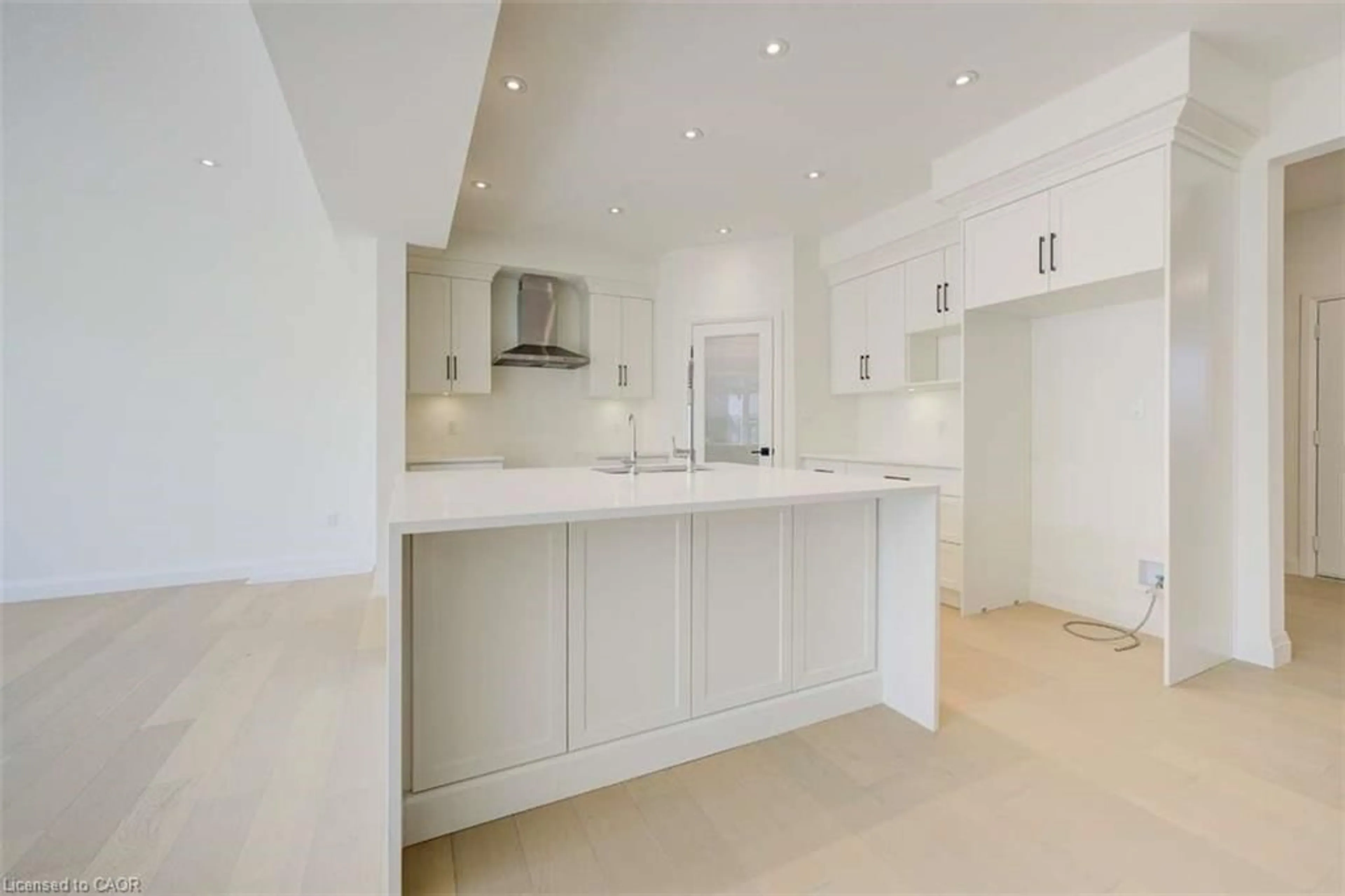 Open concept kitchen, ceramic/tile floor for 278 Rivertrail Ave, Kitchener Ontario N2A 0K8