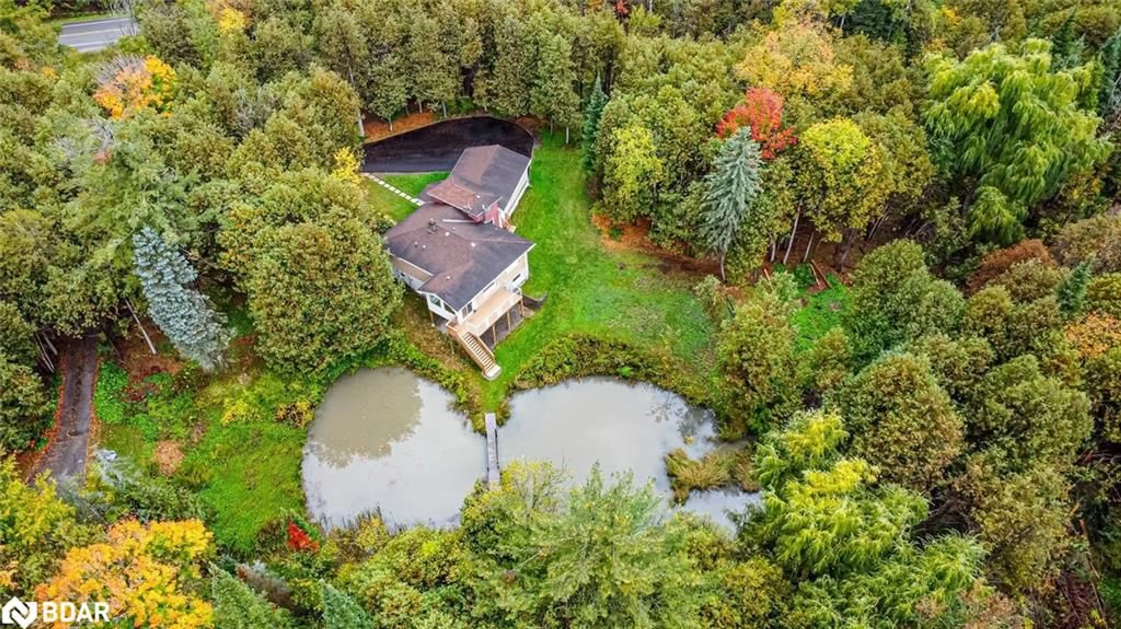 A pic from outside/outdoor area/front of a property/back of a property/a pic from drone, water/lake/river/ocean view for 537 Huronia Rd, Barrie Ontario L4N 8X3