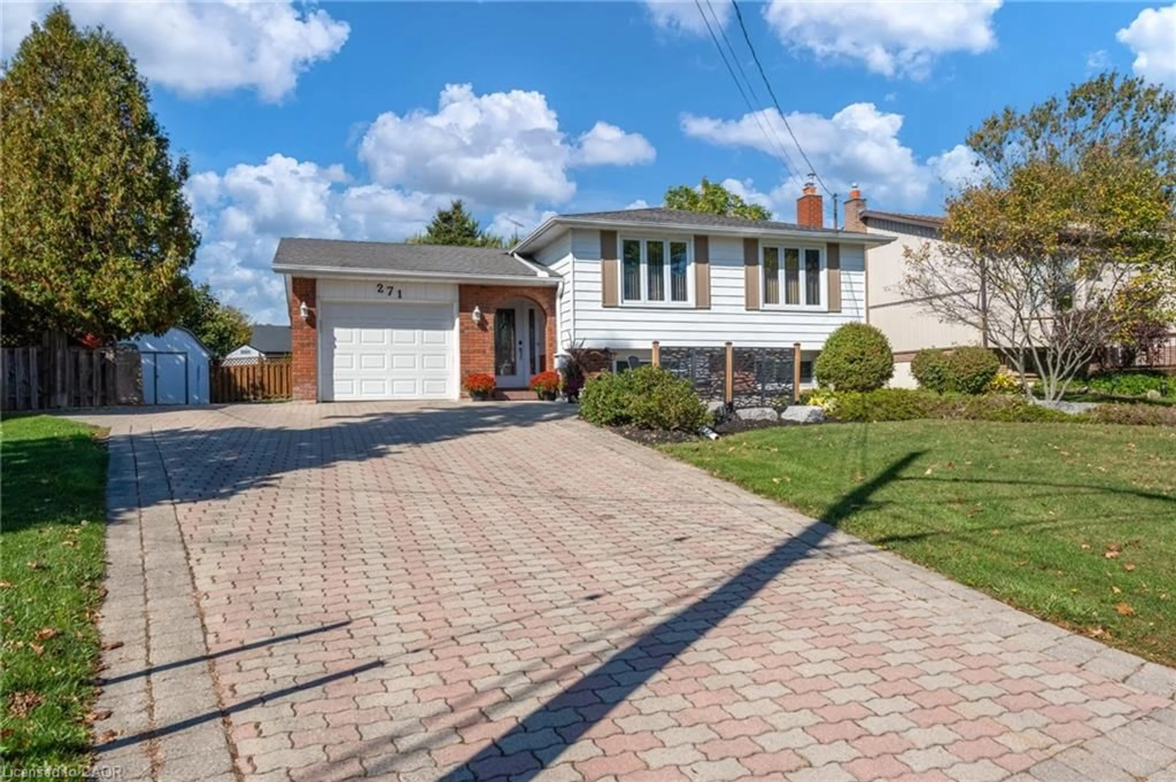 Home with brick exterior material, street for 271 Haller Cres, Caledonia Ontario N3W 1E1