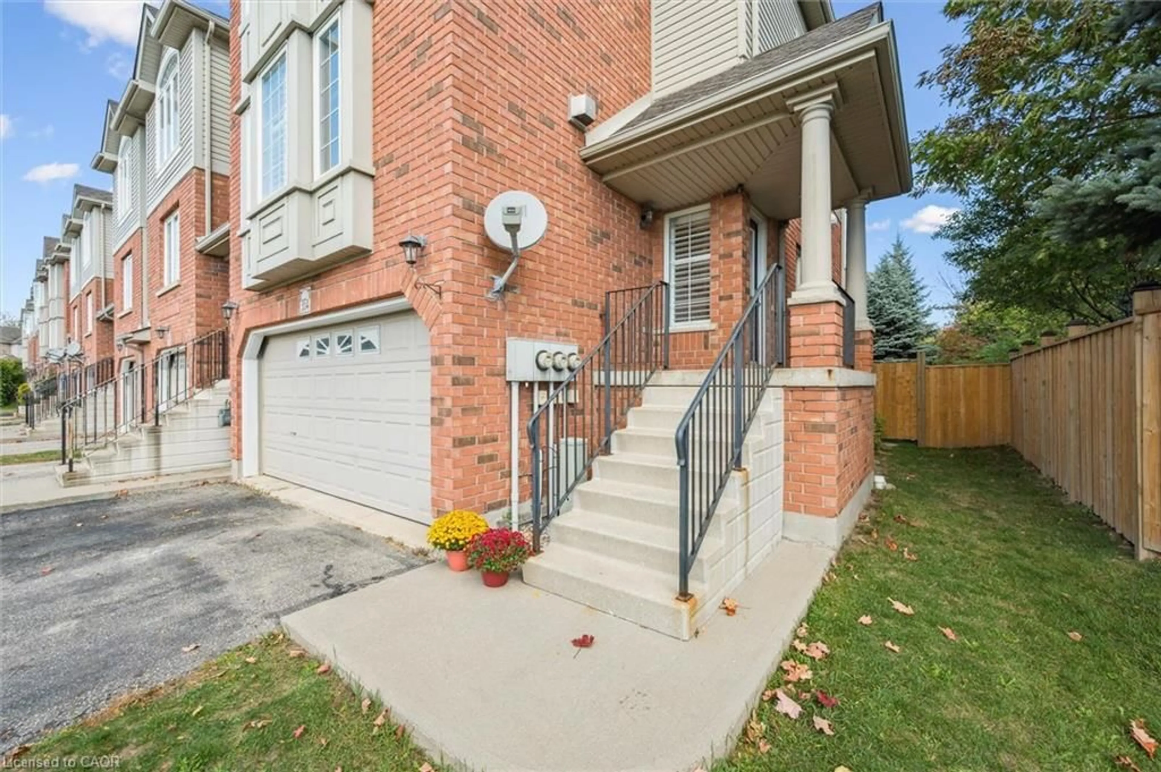 Home with brick exterior material, street for 354 Dearborn Blvd, Waterloo Ontario N2J 4Y9