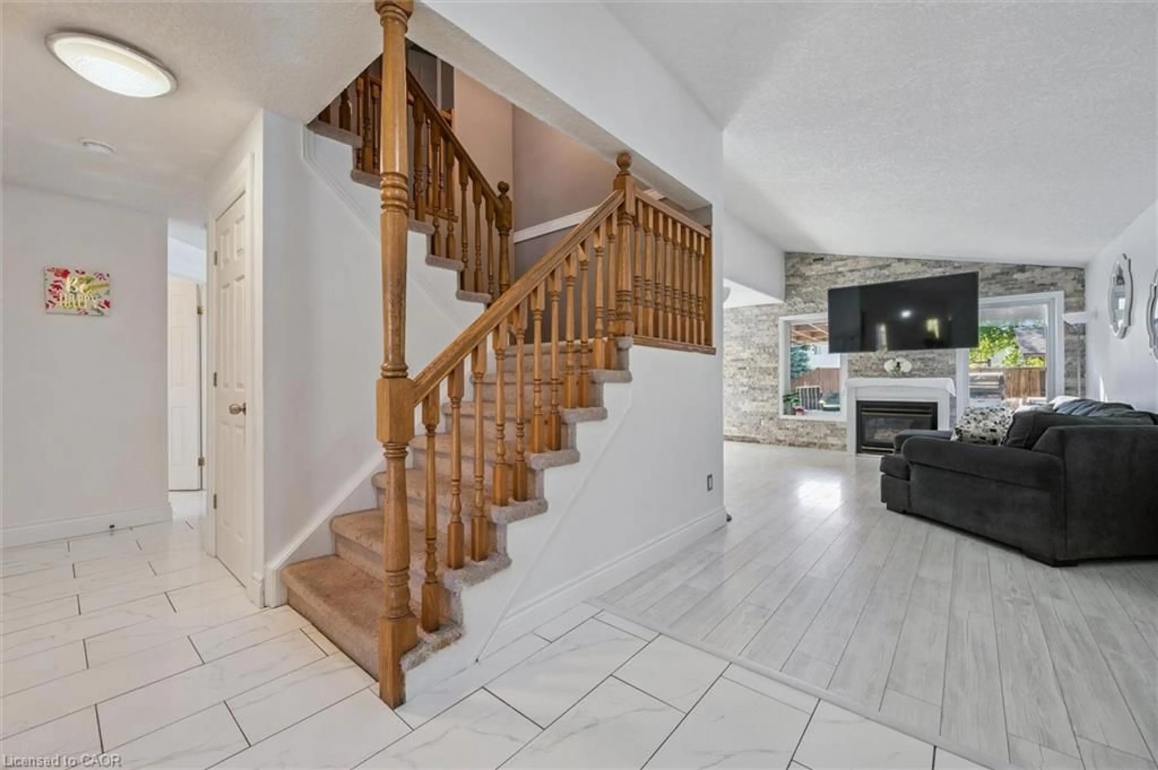 Unknown for 110 Queen Charlotte Cres, Kitchener Ontario N2E 3N6