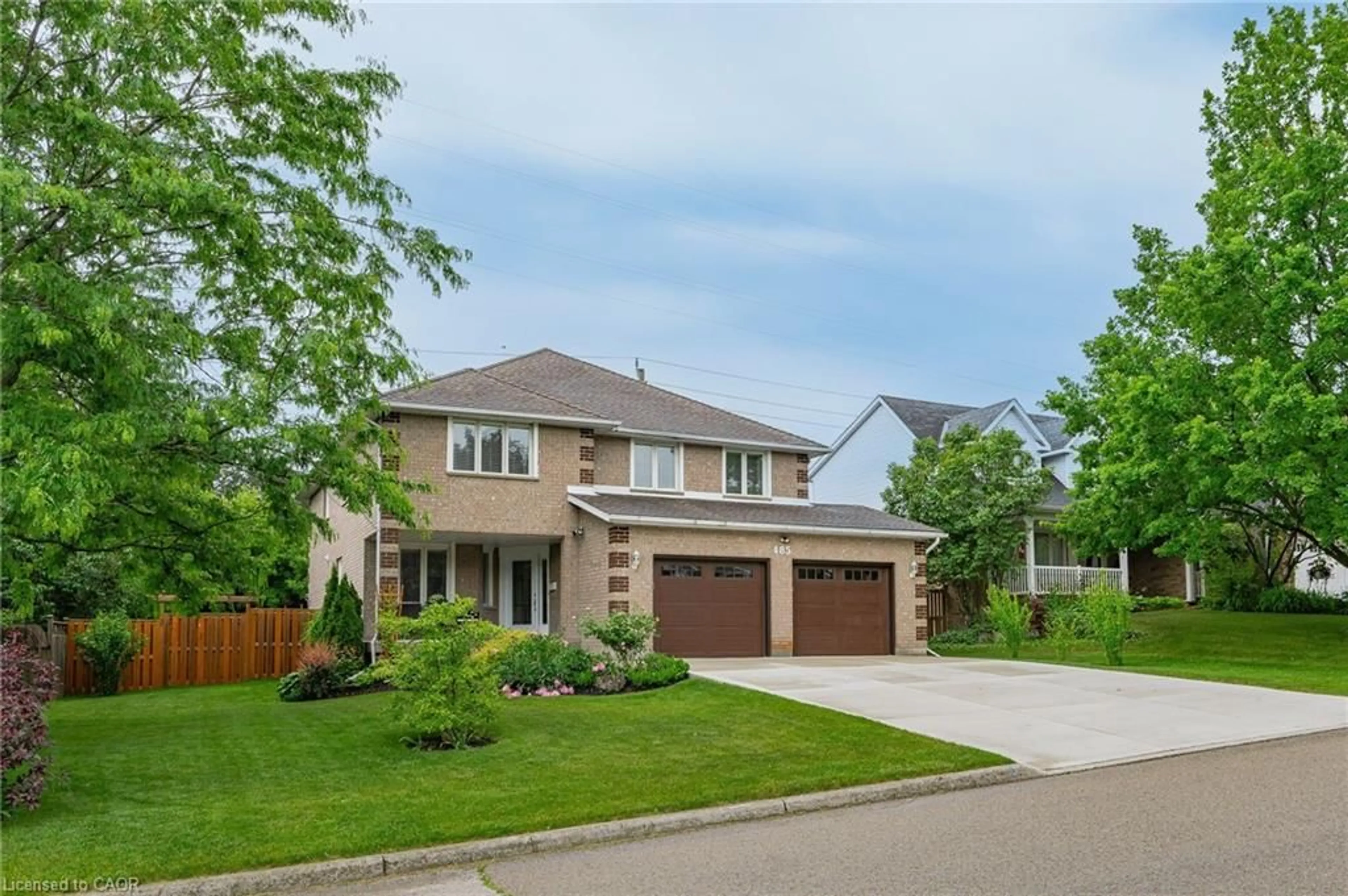 Home with brick exterior material, street for 485 Beckwith Crt, Waterloo Ontario N2T 2H1