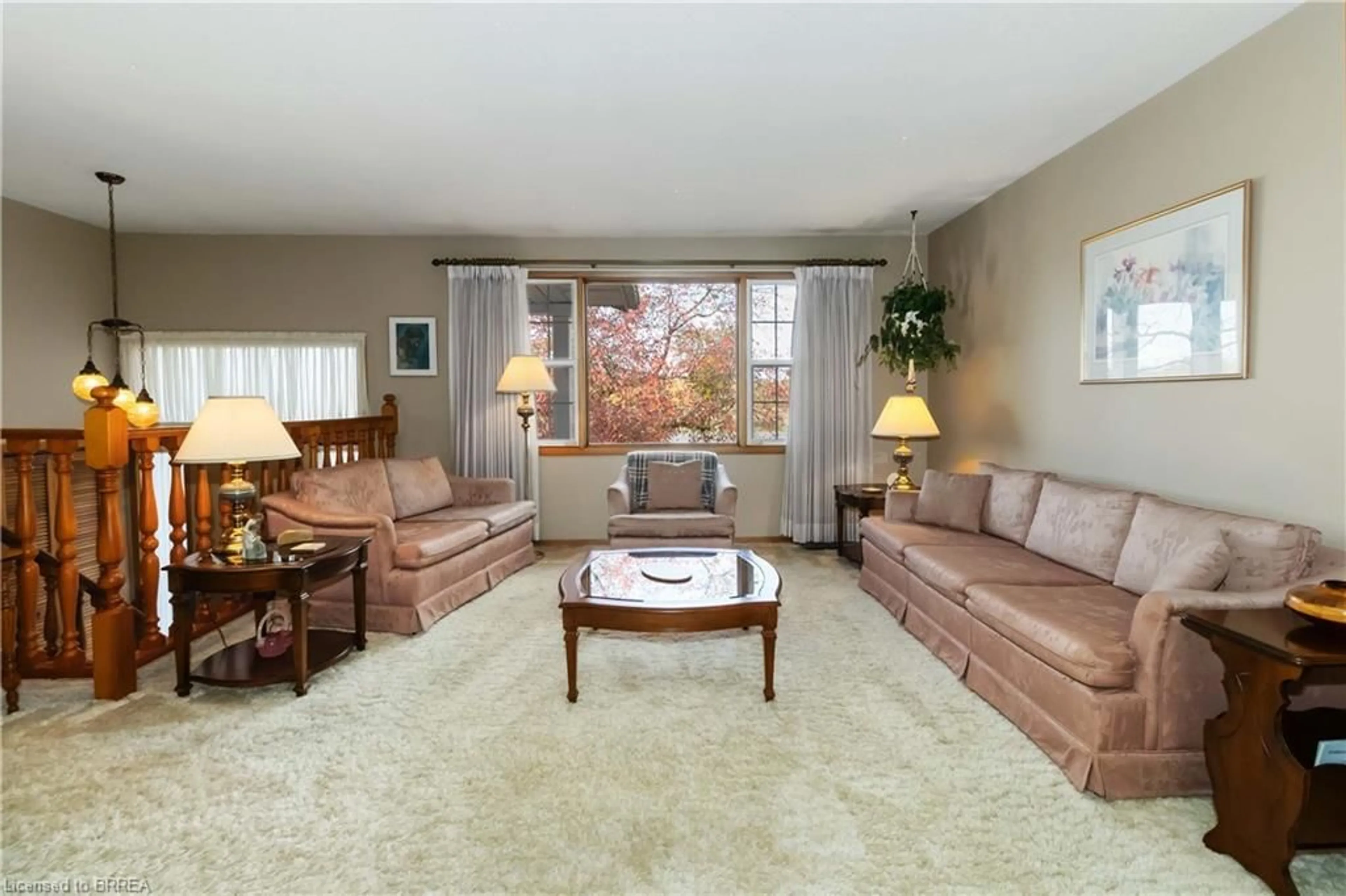 Living room with furniture, carpet floor for 725 Hwy 54, Brantford Ontario N3S 0G2