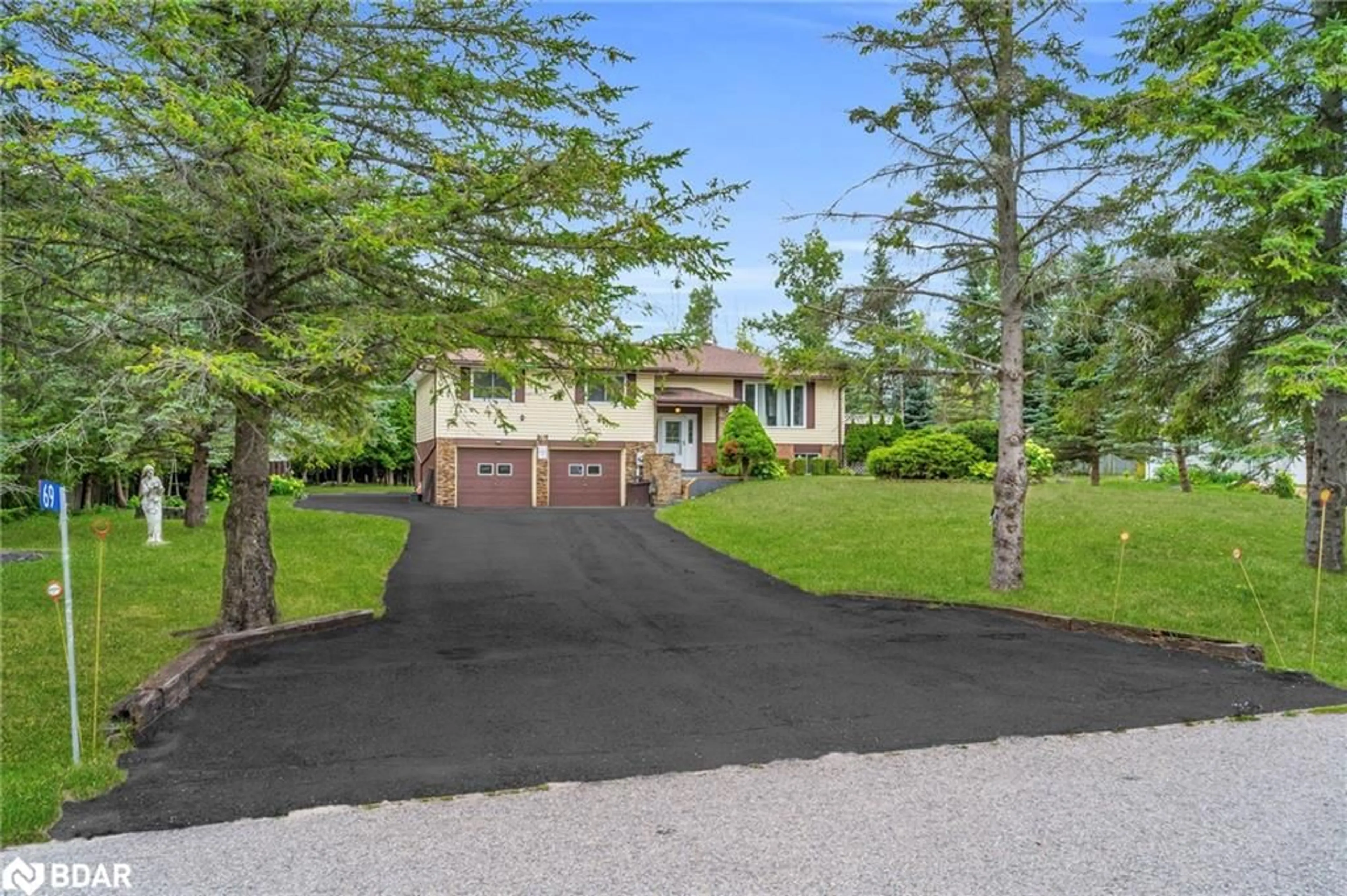 Unknown for 69 George Ave, Wasaga Beach Ontario L9Z 2X9