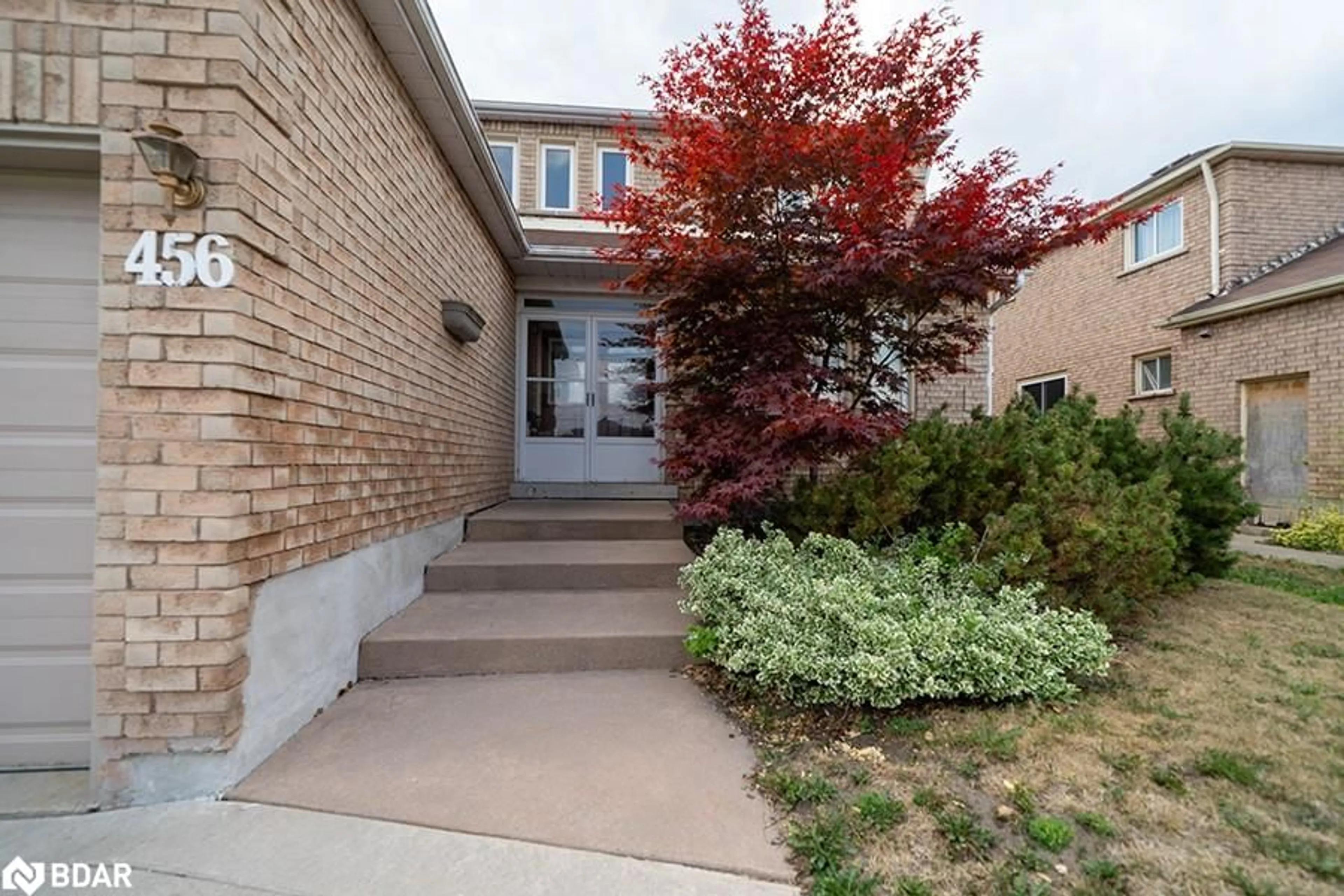 Unknown for 456 St Vincent St, Barrie Ontario L4M 6C8