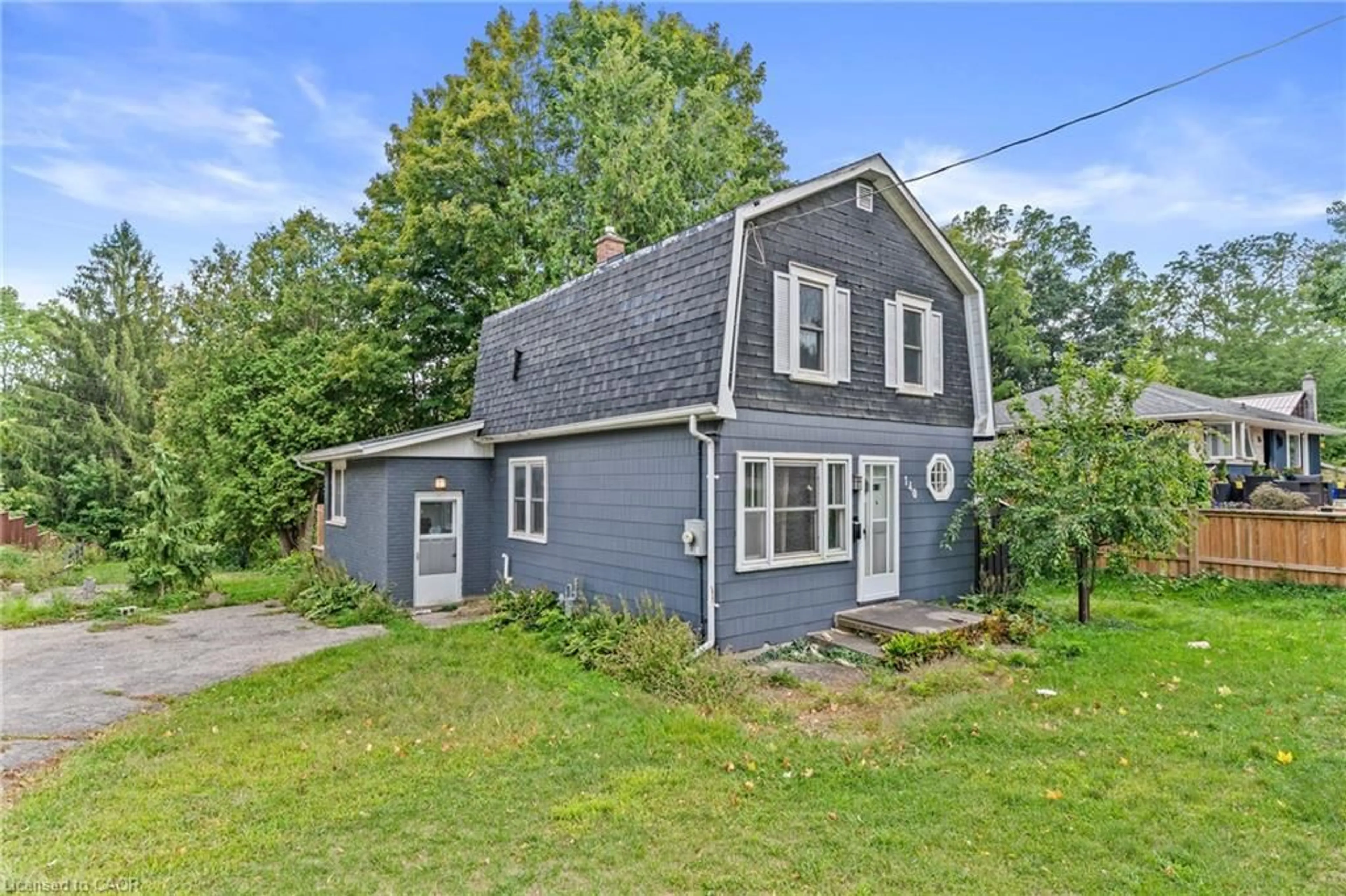 Unknown for 140 Canterbury St, Ingersoll Ontario N5C 1C8