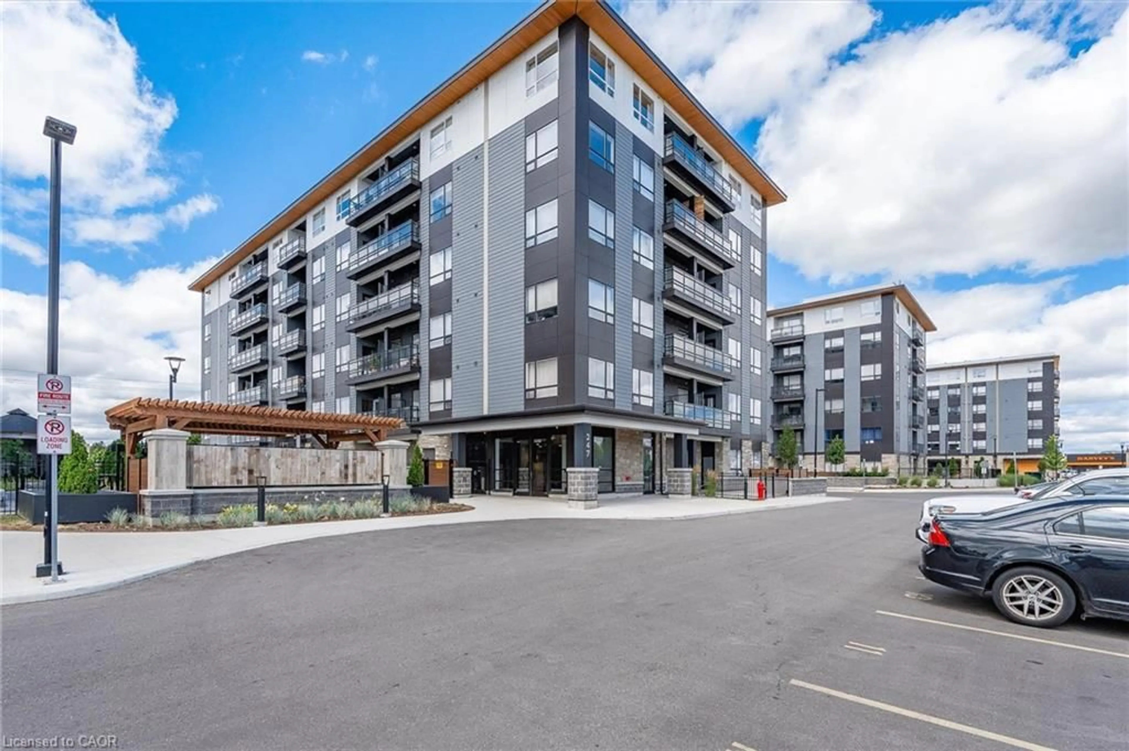 Patio, unknown for 247 Northfield Dr #202, Waterloo Ontario N2K 0H1