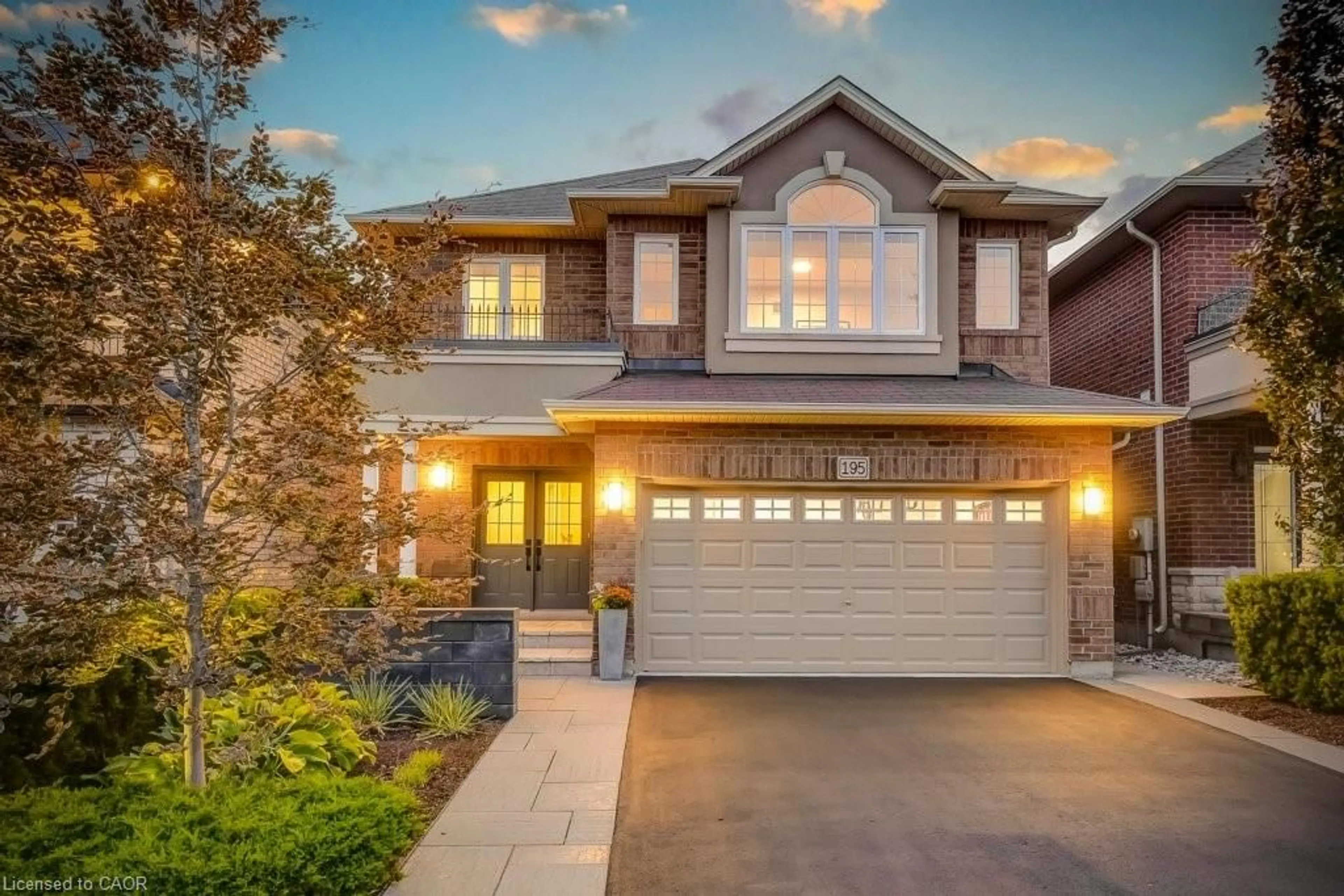 Home with brick exterior material, street for 195 Painter Terr, Waterdown Ontario L8B 0V6