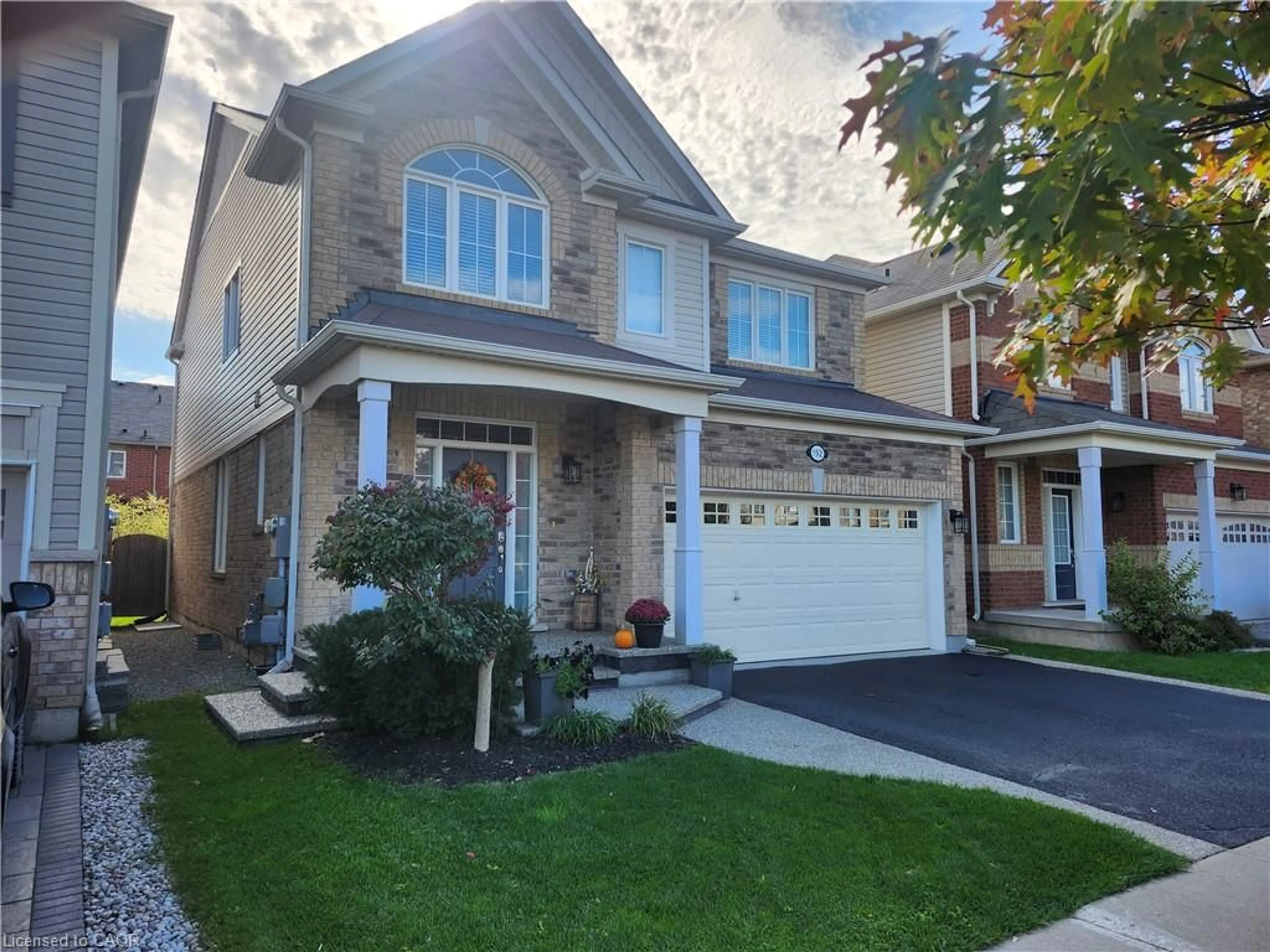 Unknown for 192 Leiterman Dr, Milton Ontario L9T 8B5