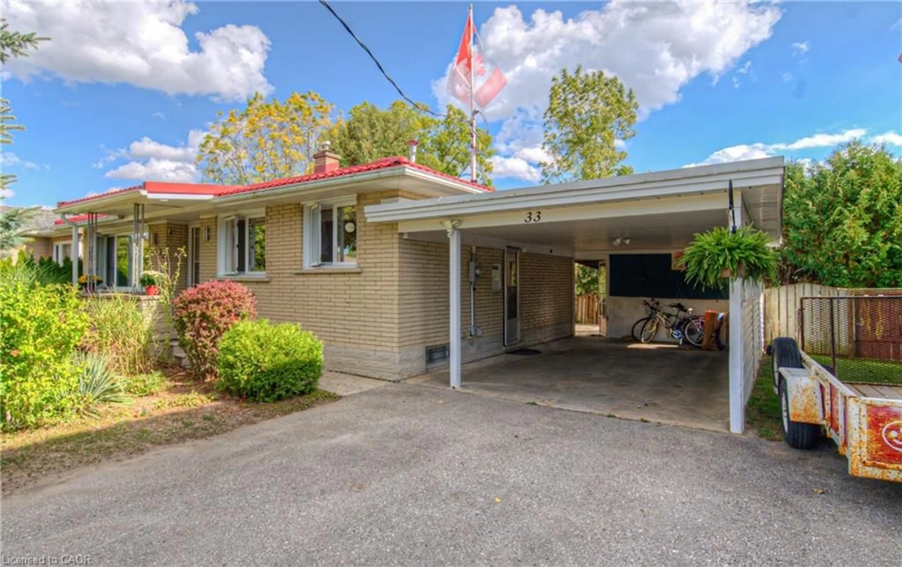 Unknown for 33 Donley St, Kitchener Ontario N2M 3N9