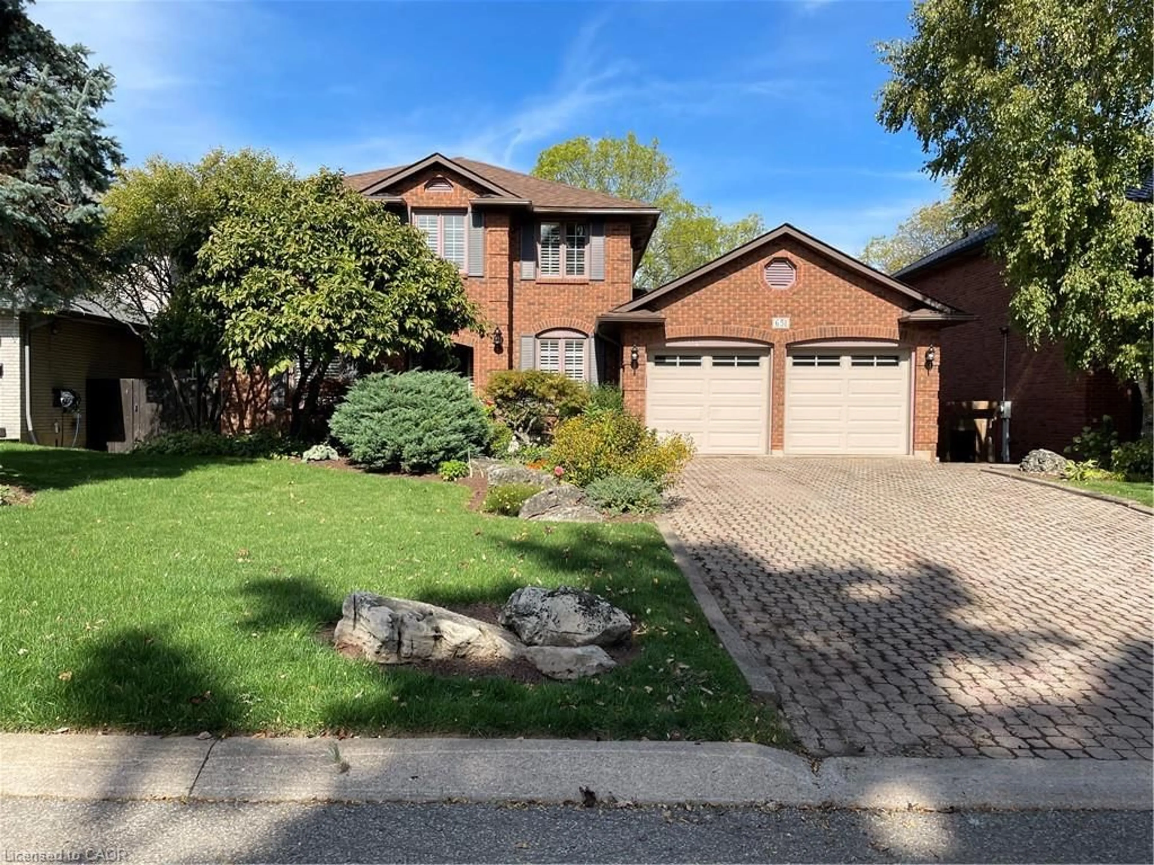 Home with brick exterior material, street for 651 Deervalley Rd, Ancaster Ontario L9G 4C9