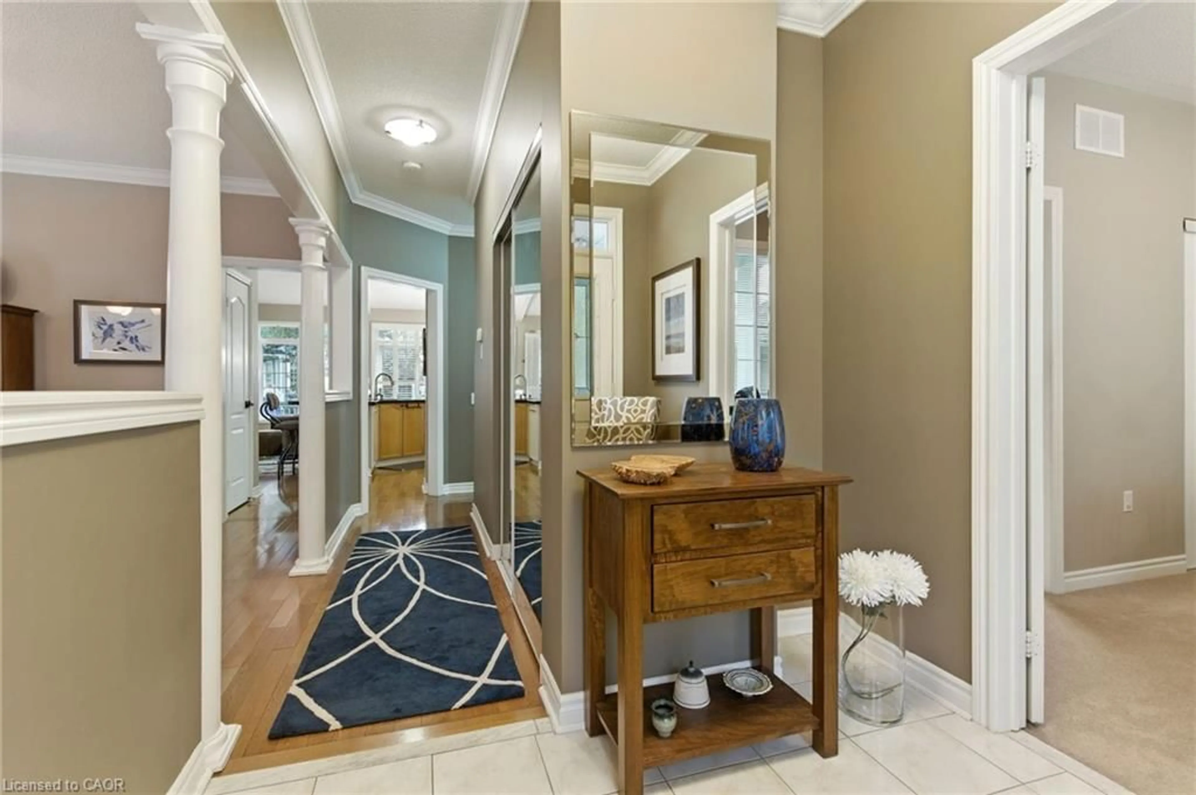 Indoor entryway for 297 Silverbirch Blvd, Mount Hope Ontario L0R 1W0