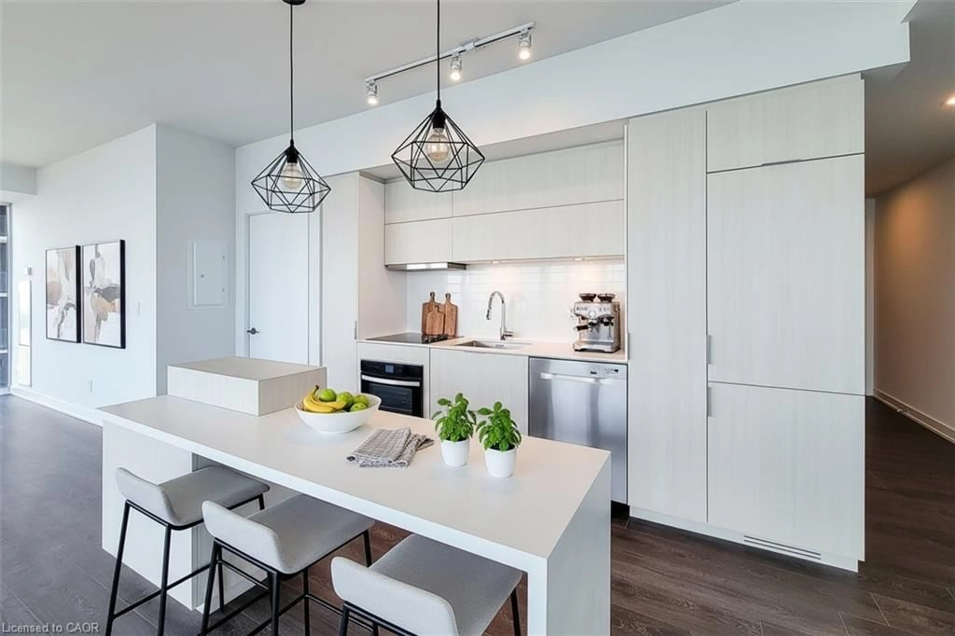 Contemporary kitchen, unknown for 370 Martha St #2205, Burlington Ontario L7R 2P7