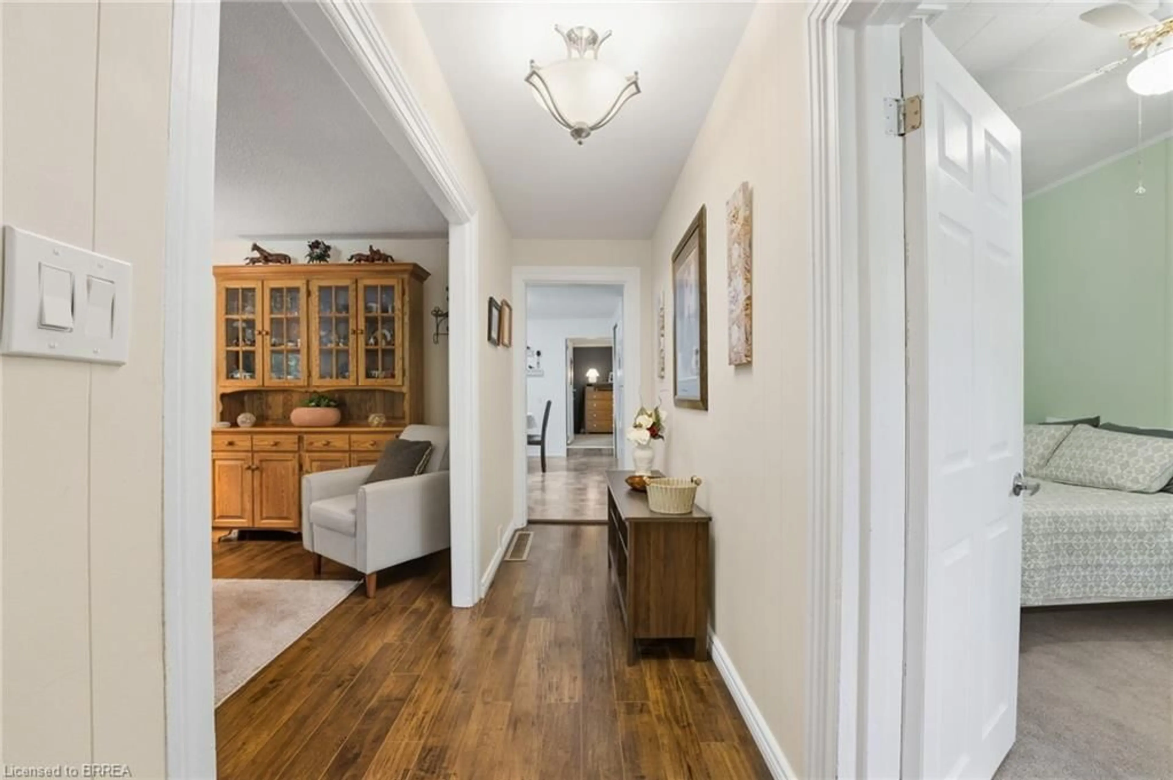 Unknown for 60 Washington St, Paris Ontario N3L 2A8