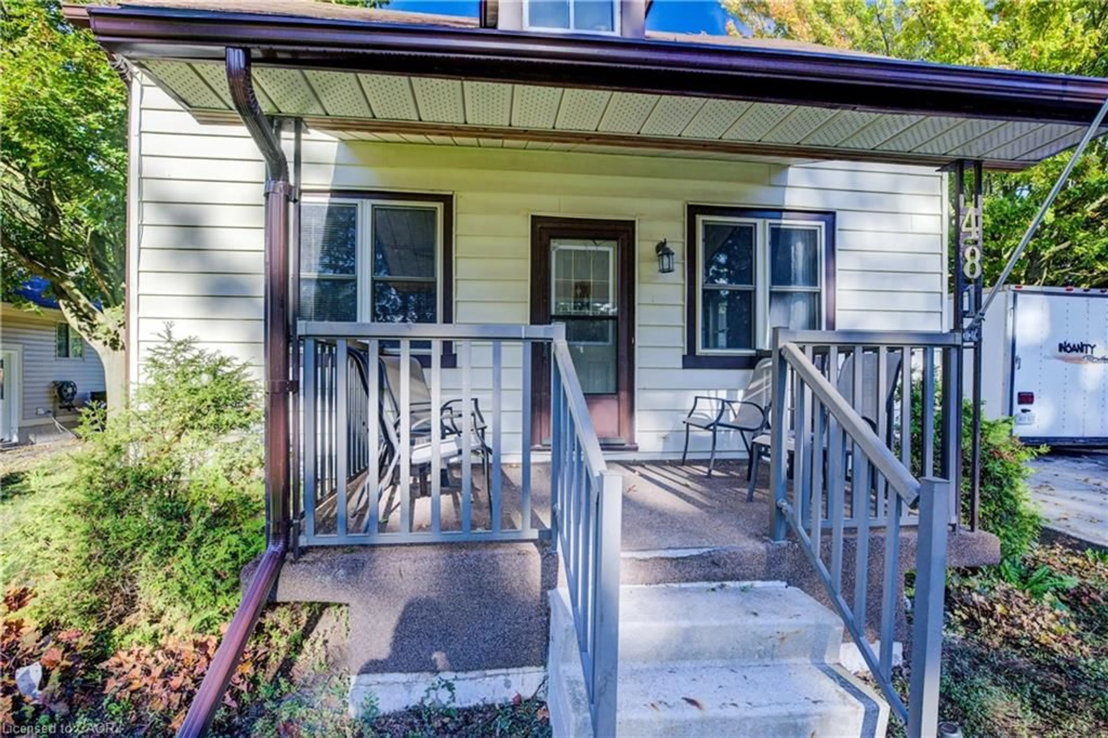 Unknown for 481 Birmingham St, Mount Forest Ontario N0G 2L1
