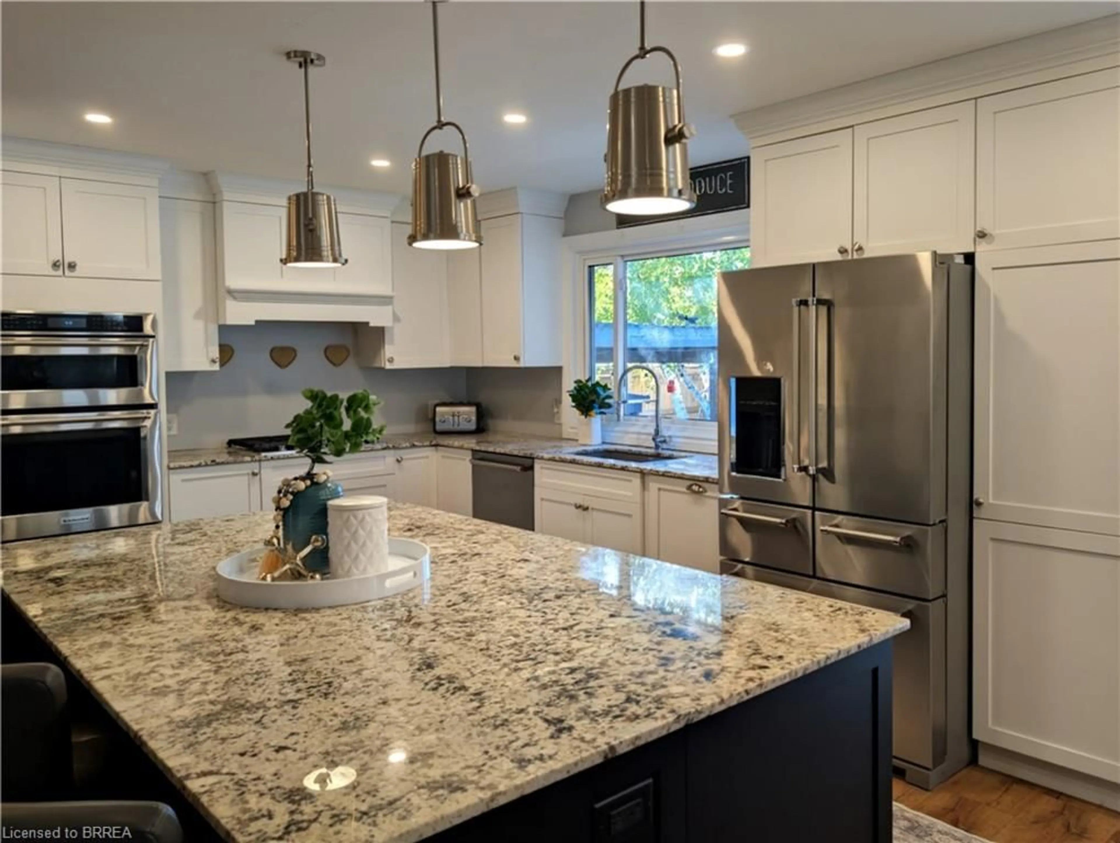 Contemporary kitchen, ceramic/tile floor for 14 Meadow Rd, Brantford Ontario N3R 3L1