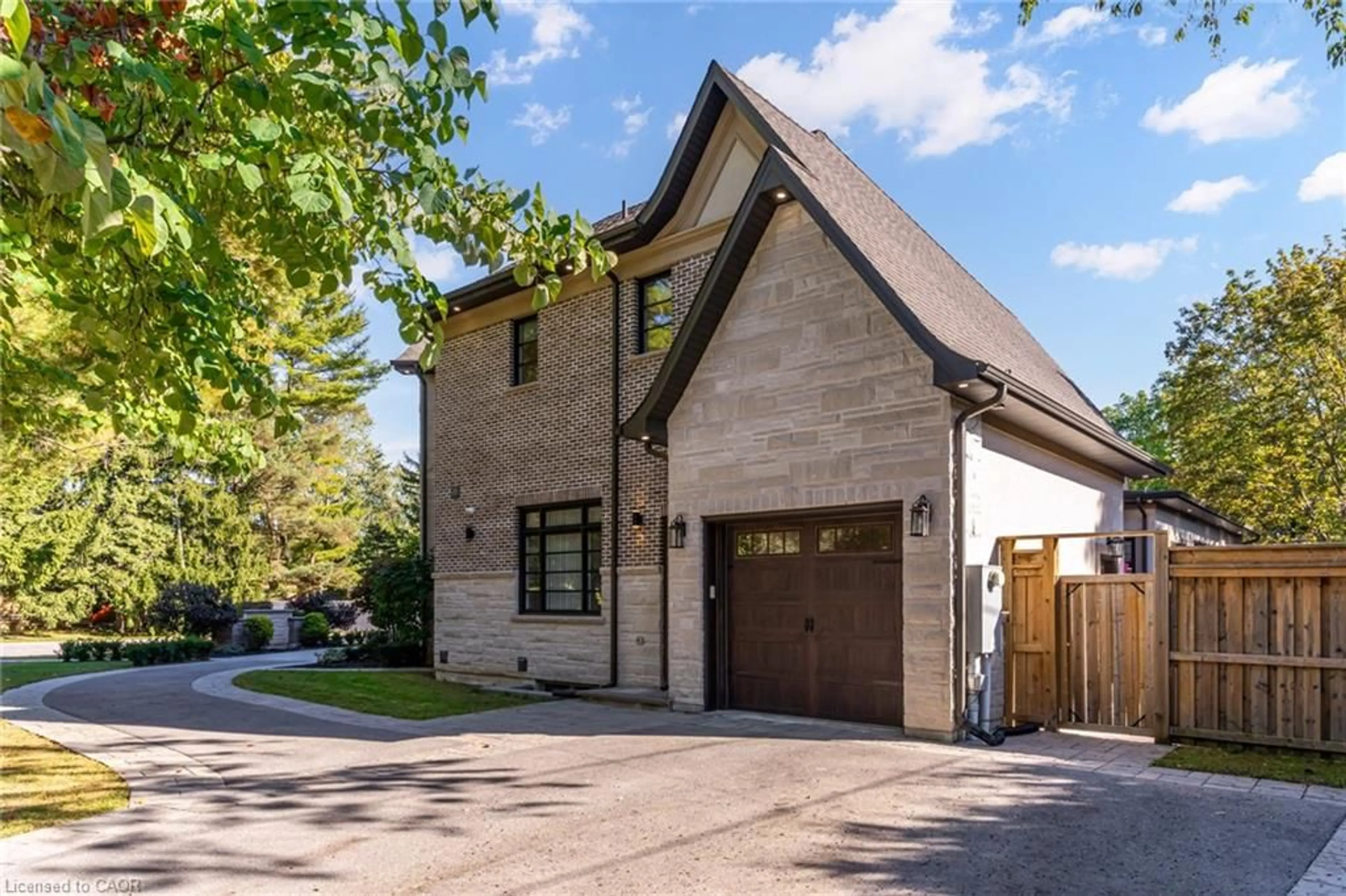 Home with brick exterior material, street for 126 Mcgregor Cres, Ancaster Ontario L9G 1B5