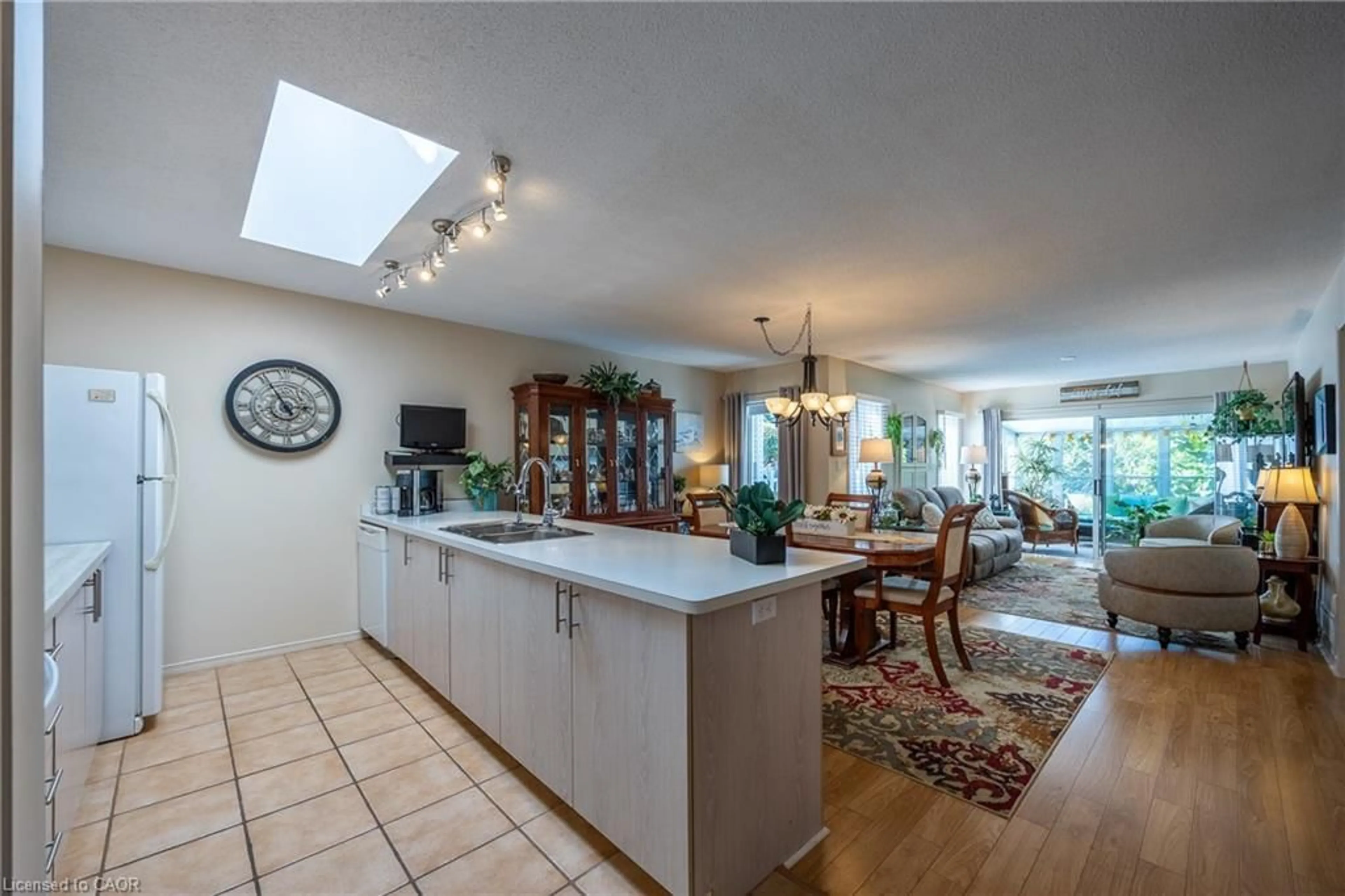 Open concept kitchen, ceramic/tile floor for 18 Long Point Blvd, Port Rowan Ontario N0E 1M0