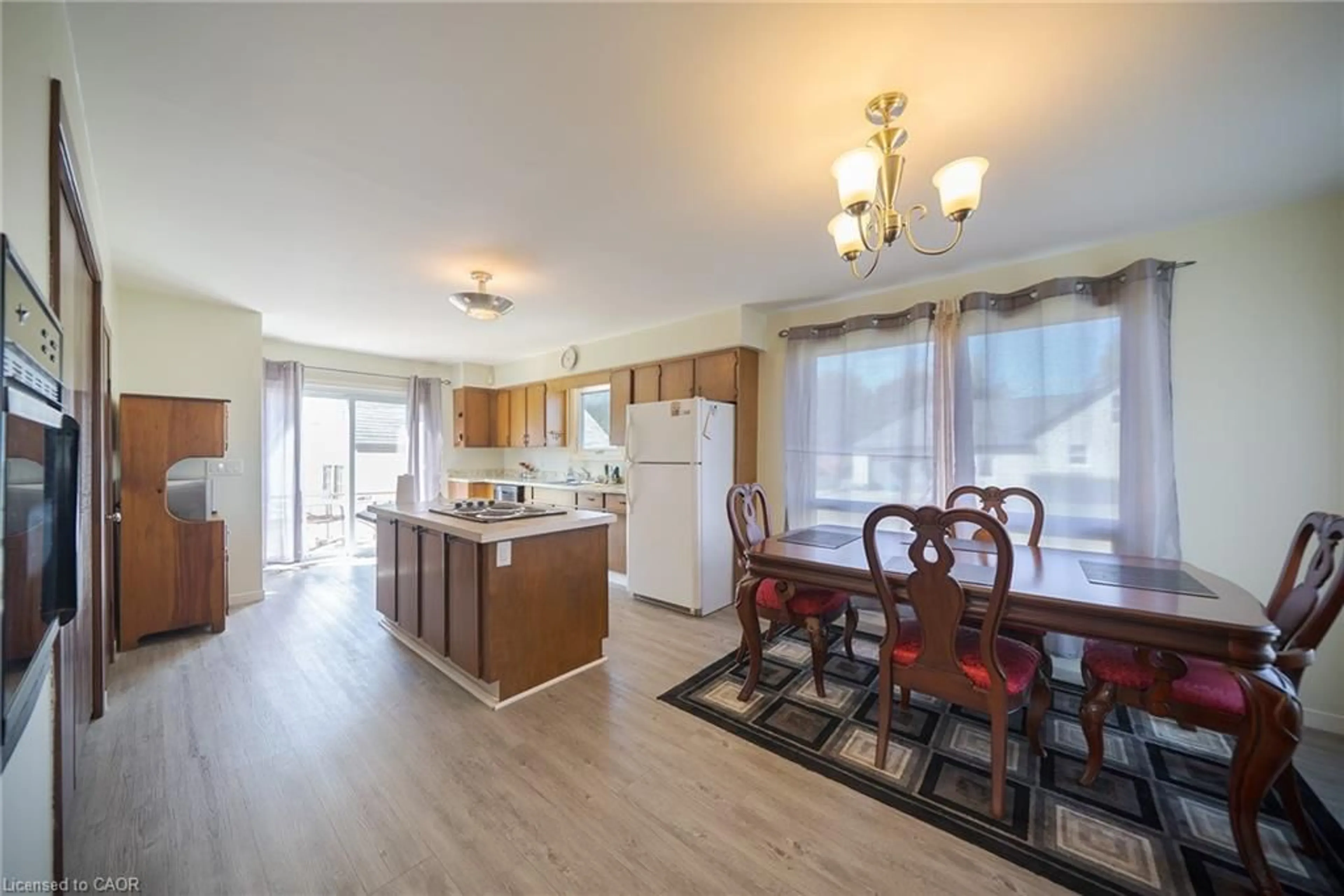 Open concept kitchen, wood/laminate floor for 8 Queen St, Langton Ontario N0E 1G0