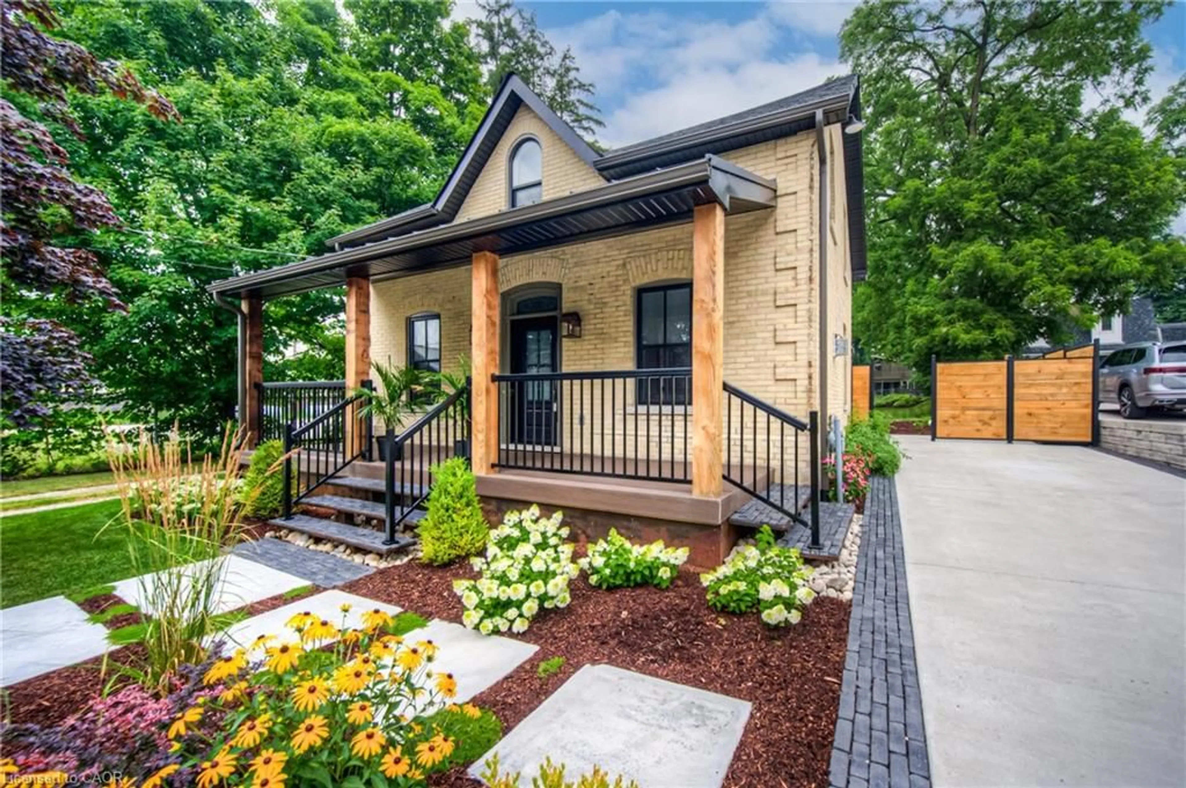 Home with brick exterior material, street for 49 Elliot St, Ayr Ontario N0B 1E0