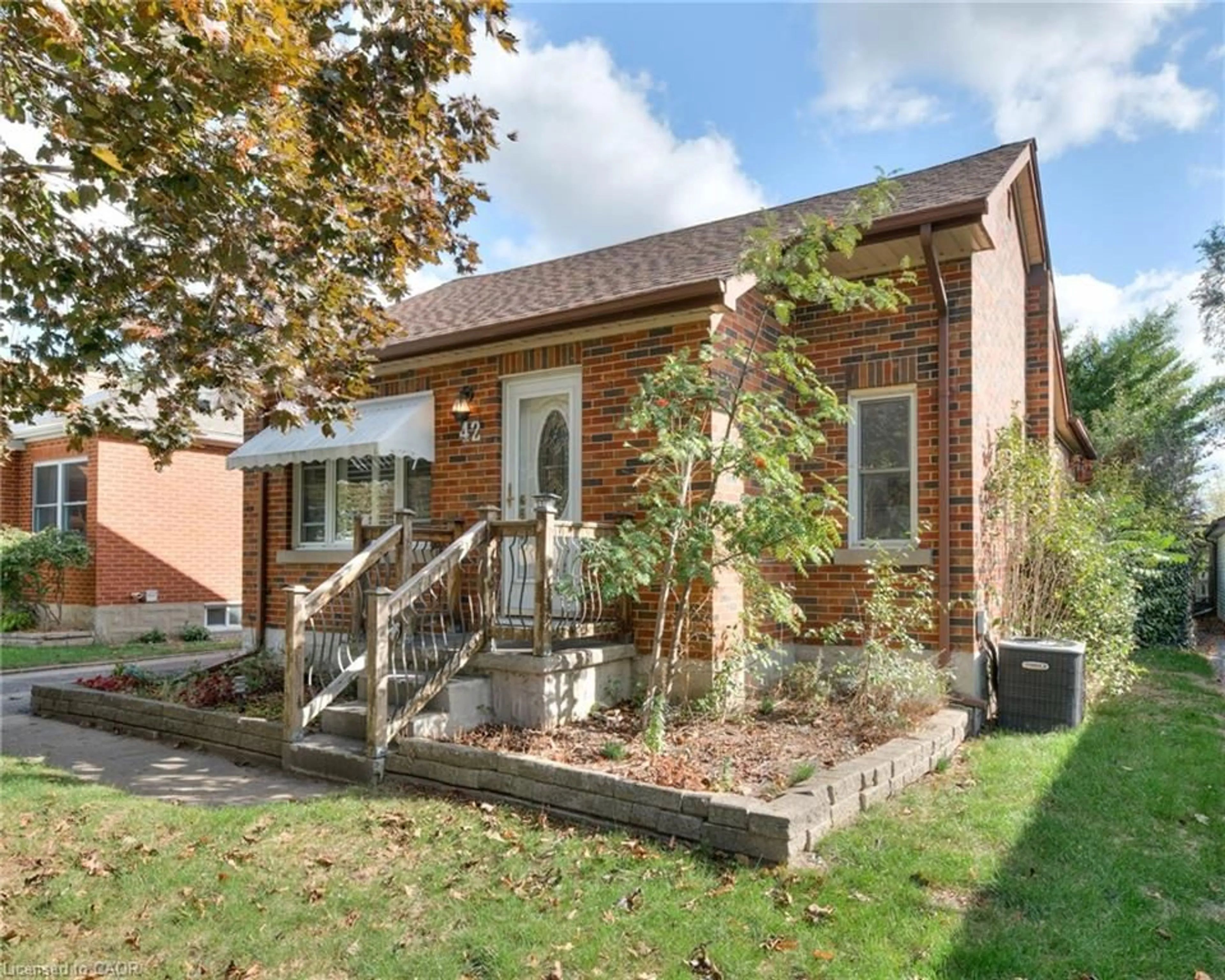 Home with brick exterior material, street for 42 Boehmer St, Kitchener Ontario N2H 4N3