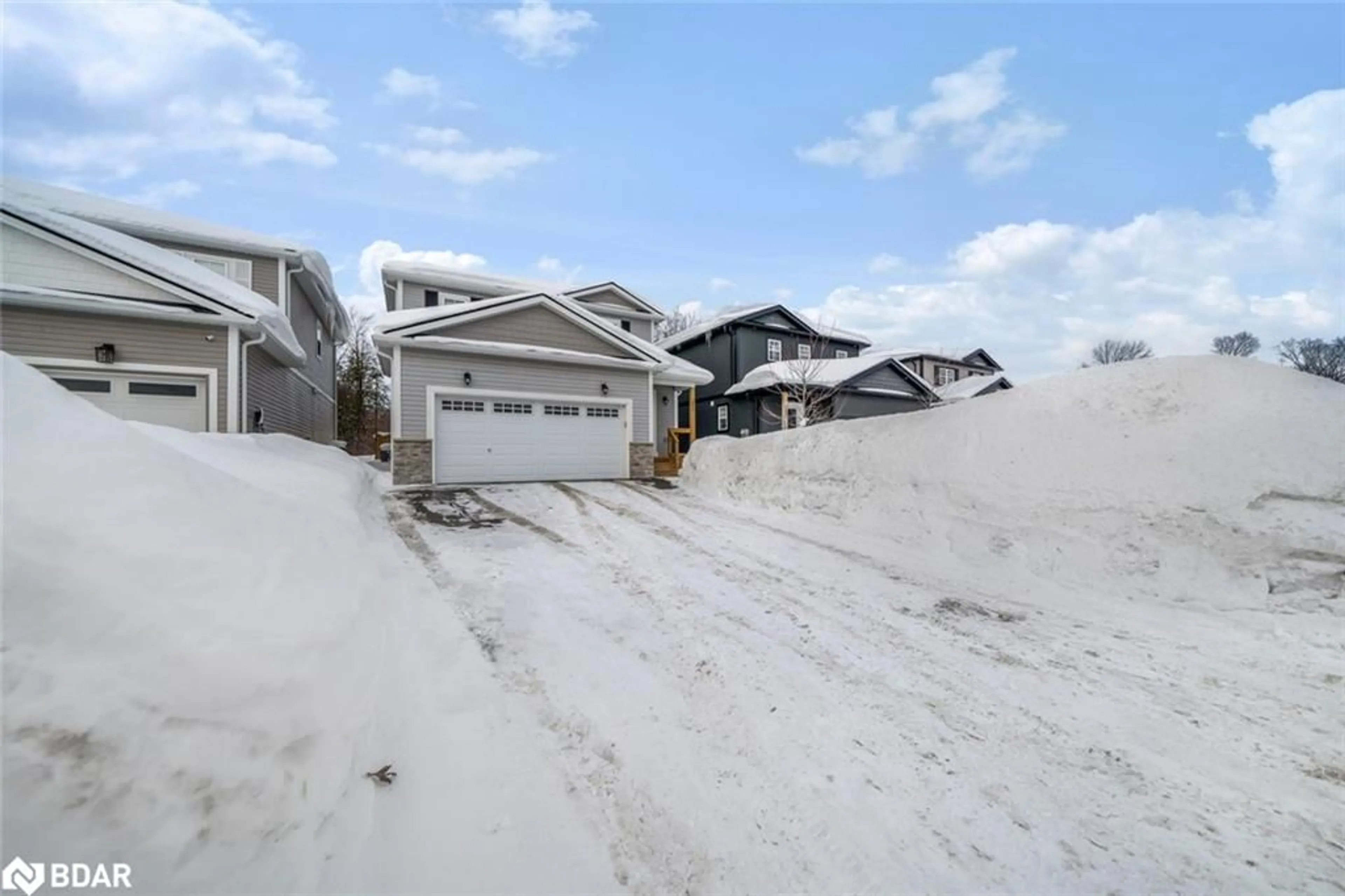 Unknown for 255 Wild Rose Drive, Gravenhurst Ontario P1P 0B4