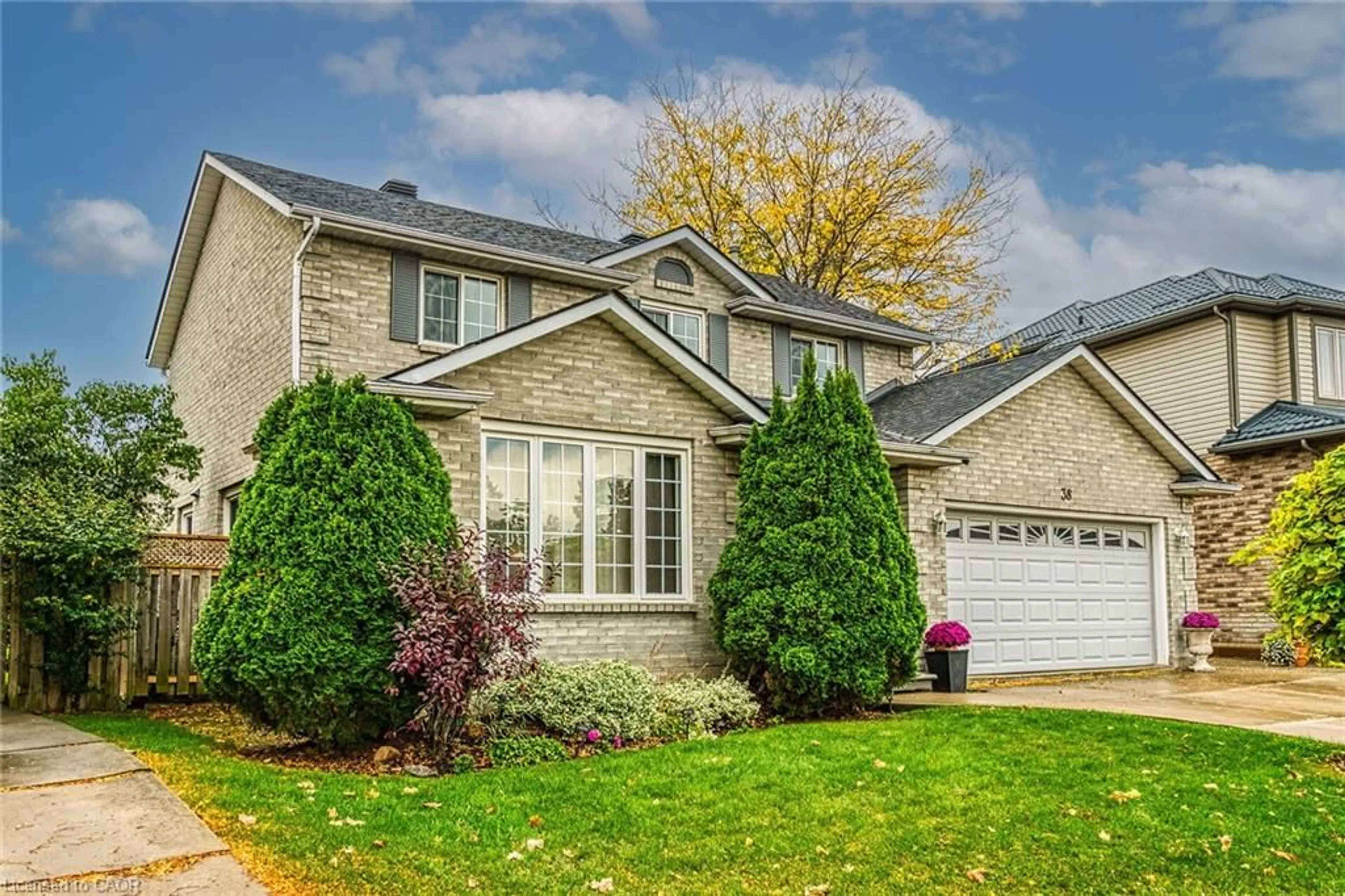 Home with brick exterior material, street for 38 Allanbrook St, Stoney Creek Ontario L8J 2E8