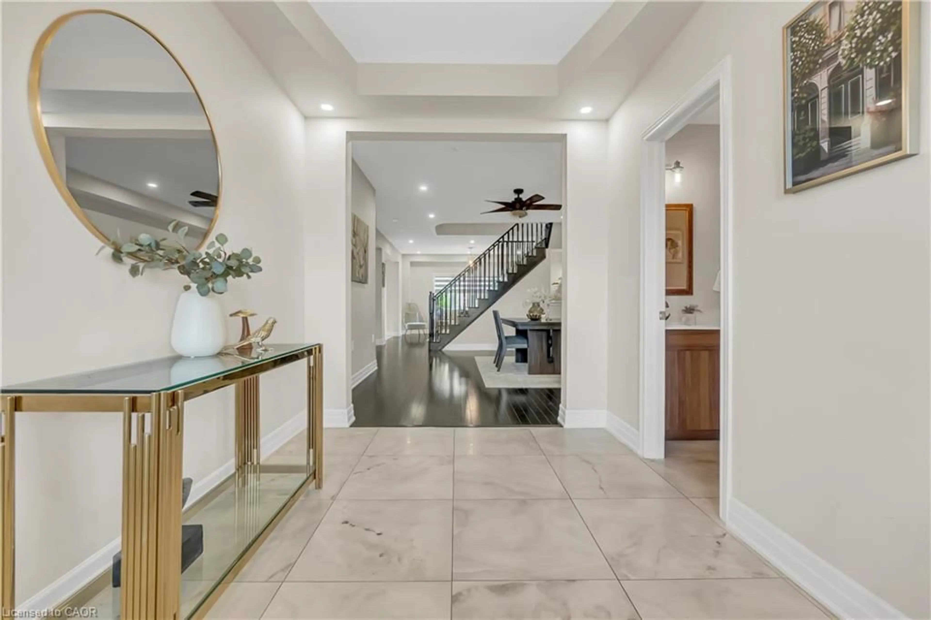 Indoor foyer for 214 Blair Creek Dr, Kitchener Ontario N2P 0G2