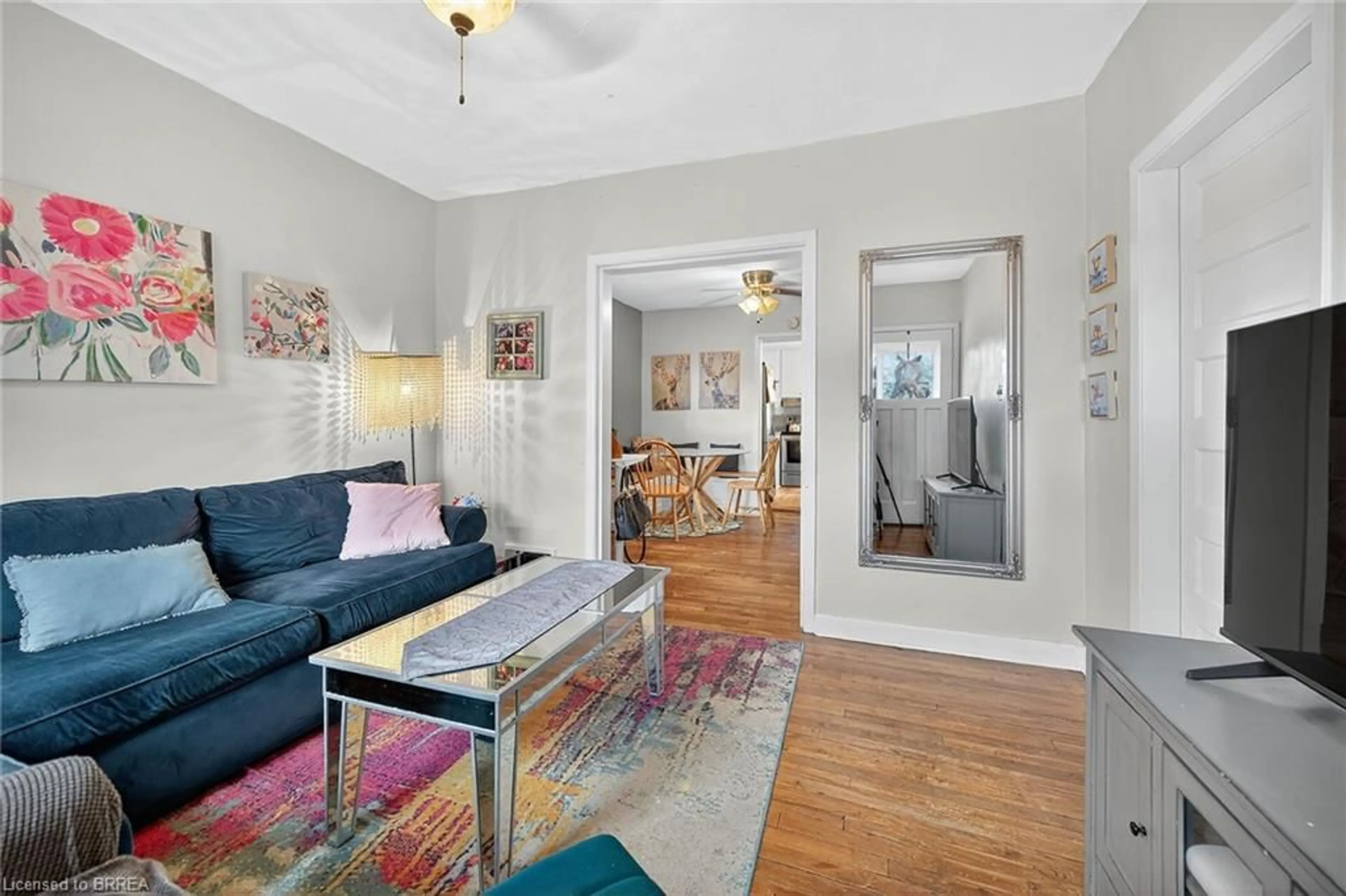 Living room with furniture, unknown for 99 Maitland St, Brantford Ontario N3S 6L5