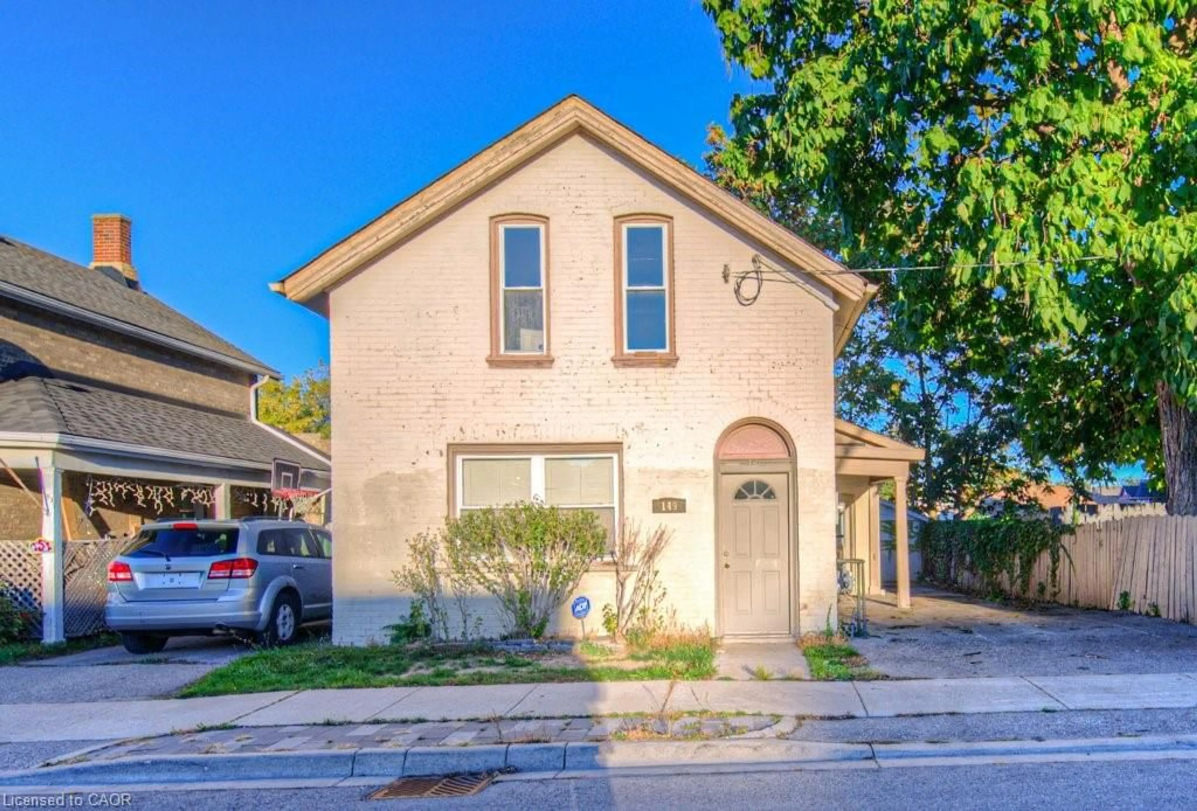 Home with brick exterior material, street for 149 Murray St, Brantford Ontario N3S 5P9