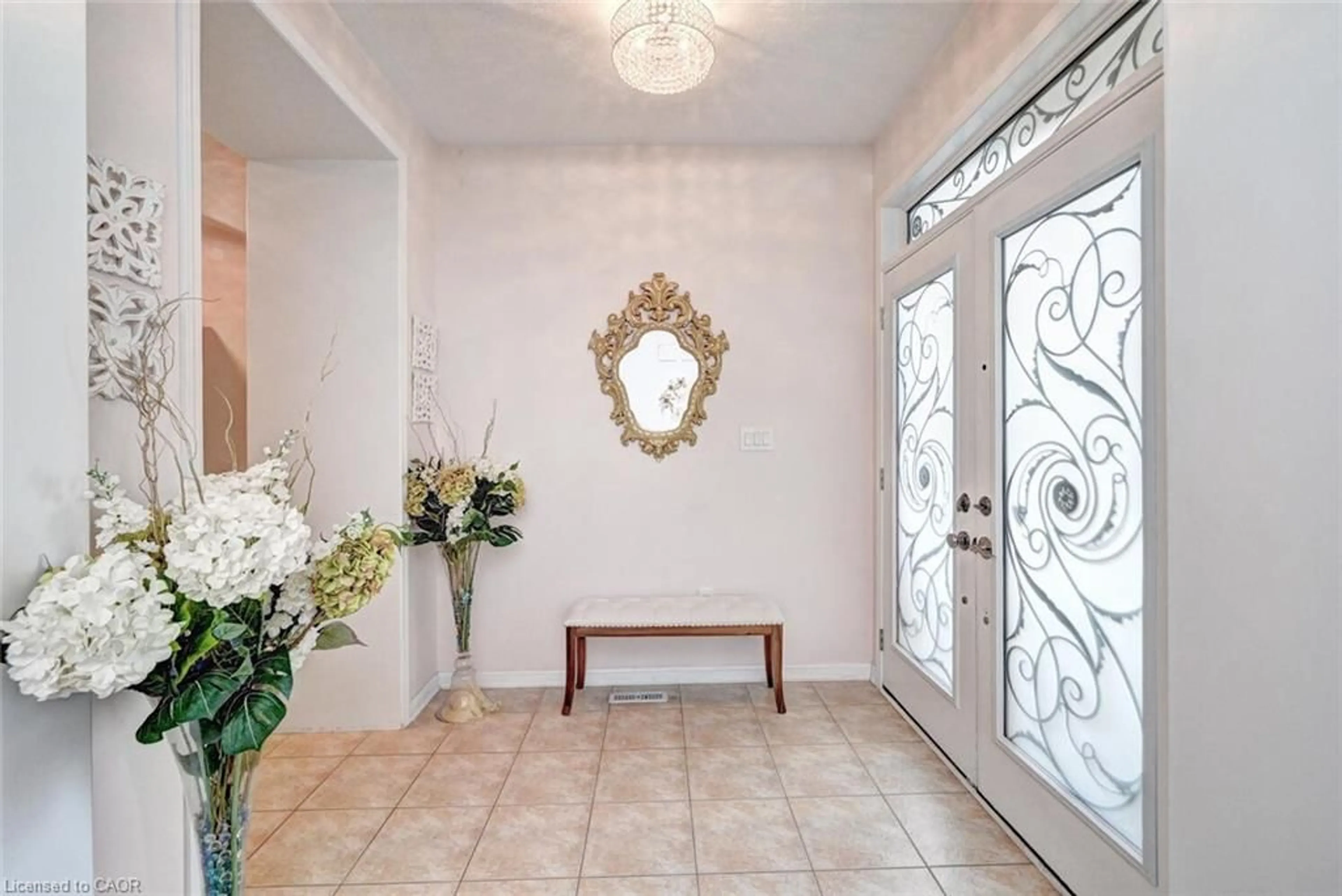 Indoor entryway for 59 Apple Dr, Cambridge Ontario N3C 0E7