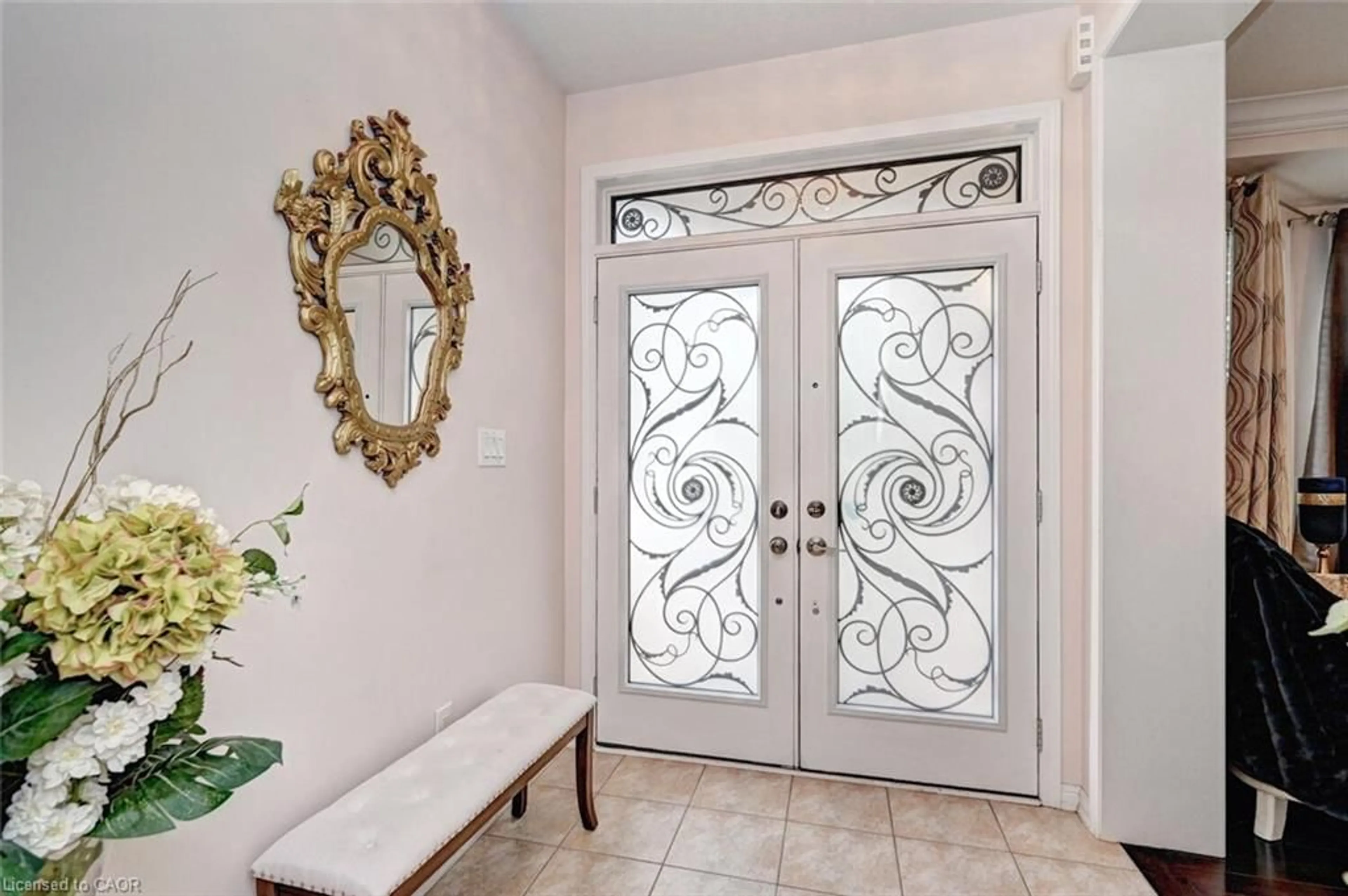 Indoor entryway for 59 Apple Dr, Cambridge Ontario N3C 0E7