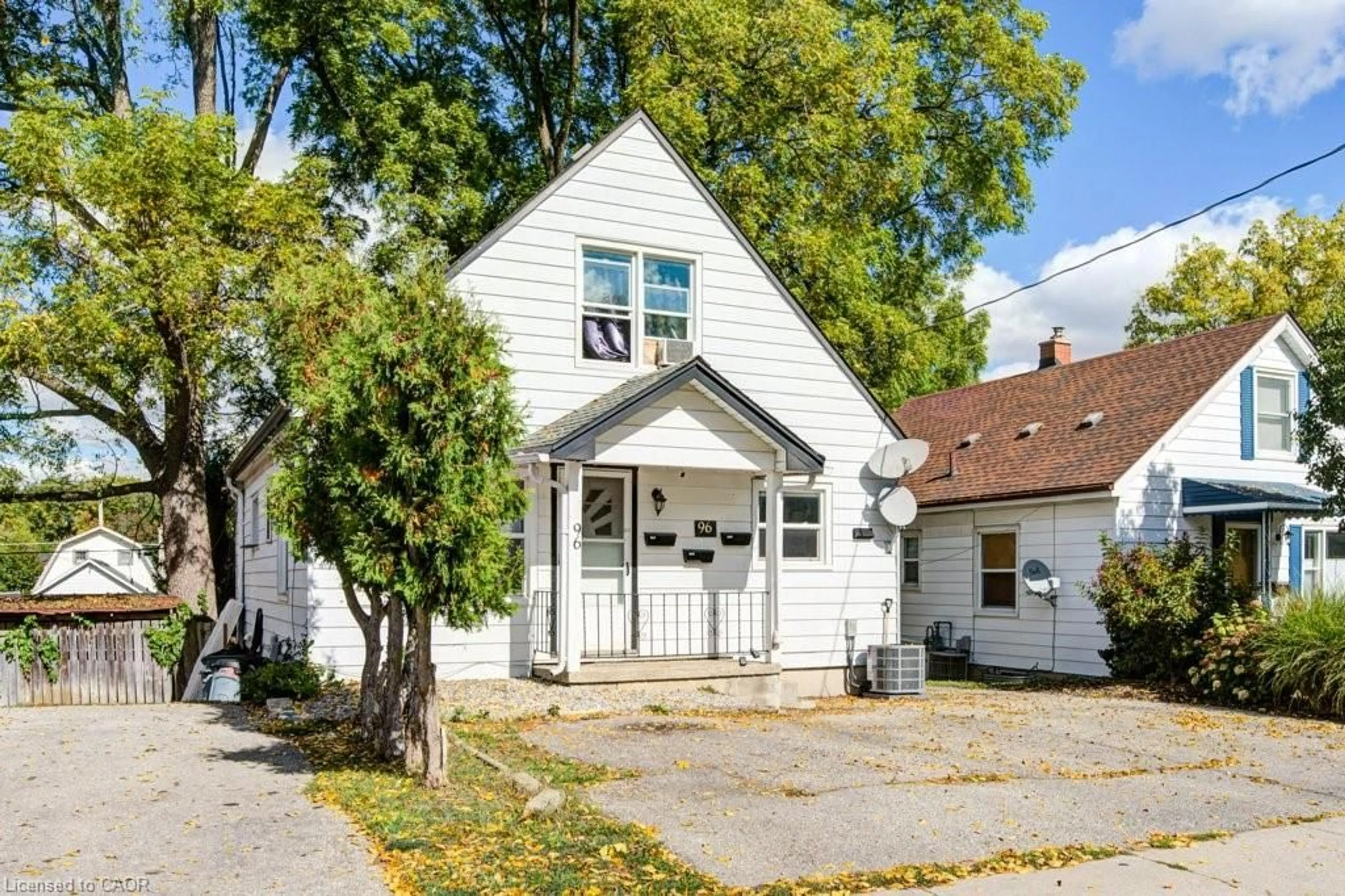 Home with vinyl exterior material, street for 96 Emery St, London Ontario N6J 1R8