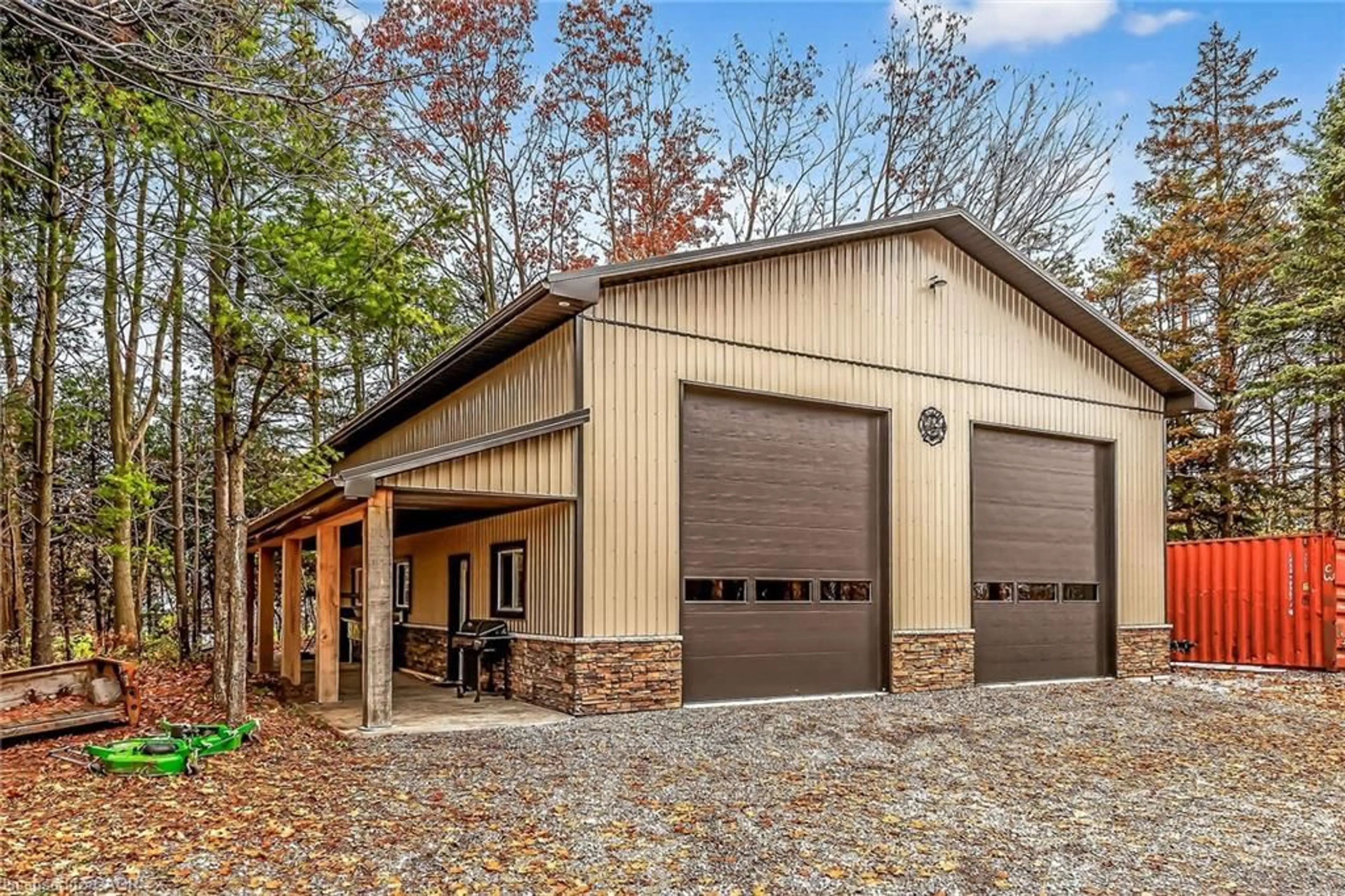 Indoor garage for 1703 #3 Hwy, Jarvis Ontario N0A 1J0