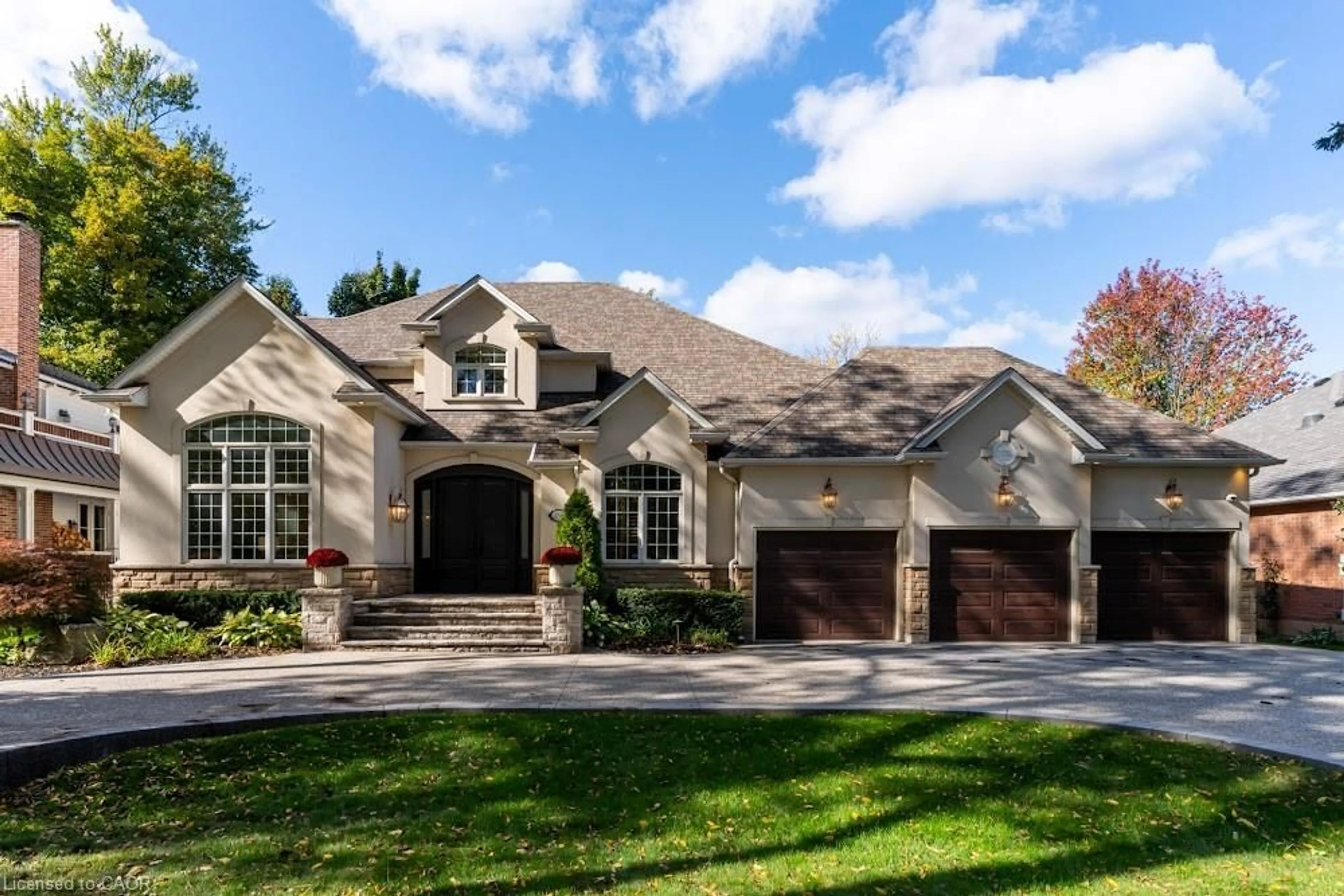 Home with brick exterior material, street for 234 Lovers Lane, Ancaster Ontario L9G 5B9