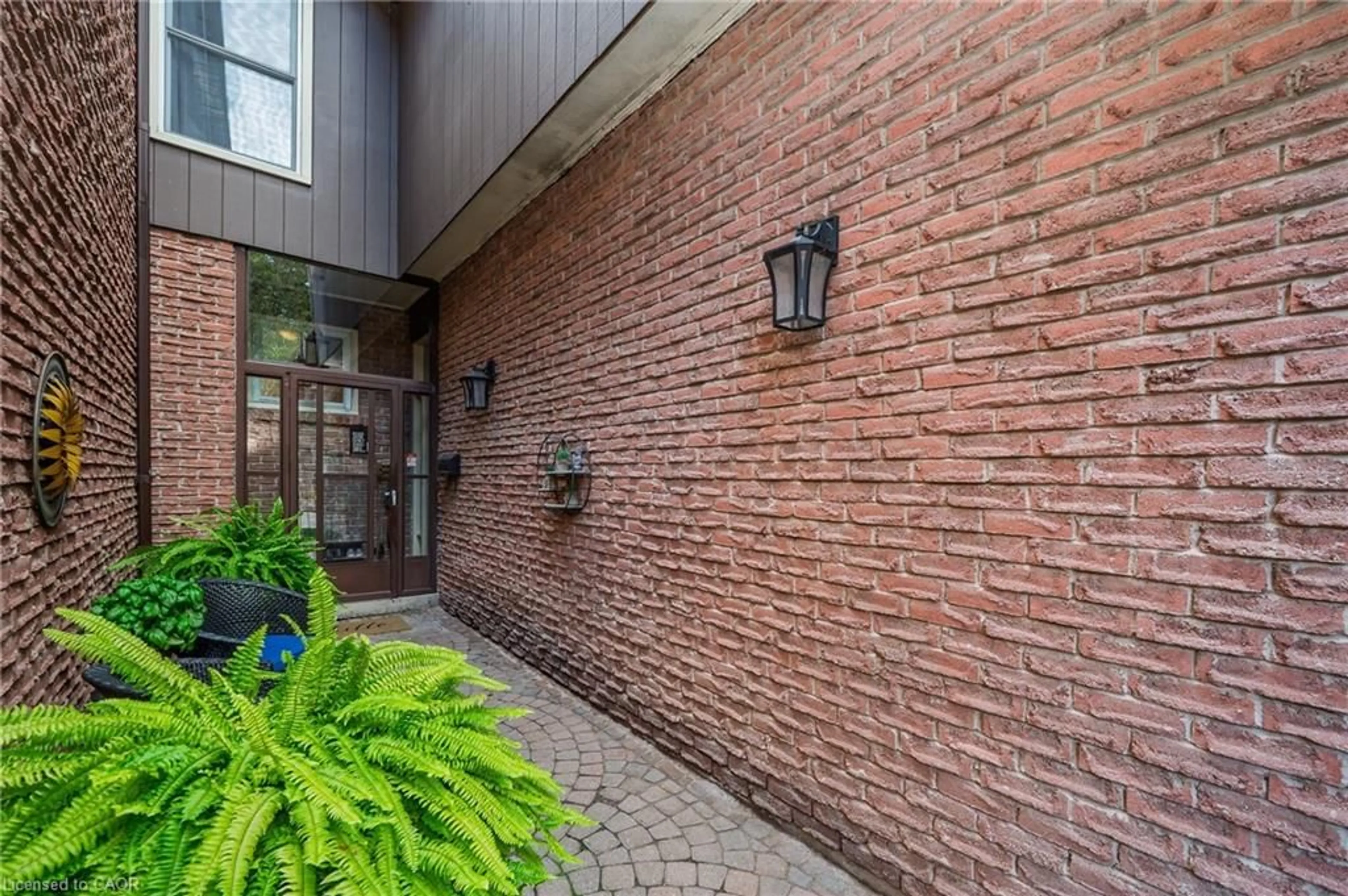 Unknown for 2301 Cavendish Dr #86, Burlington Ontario L7P 3M3