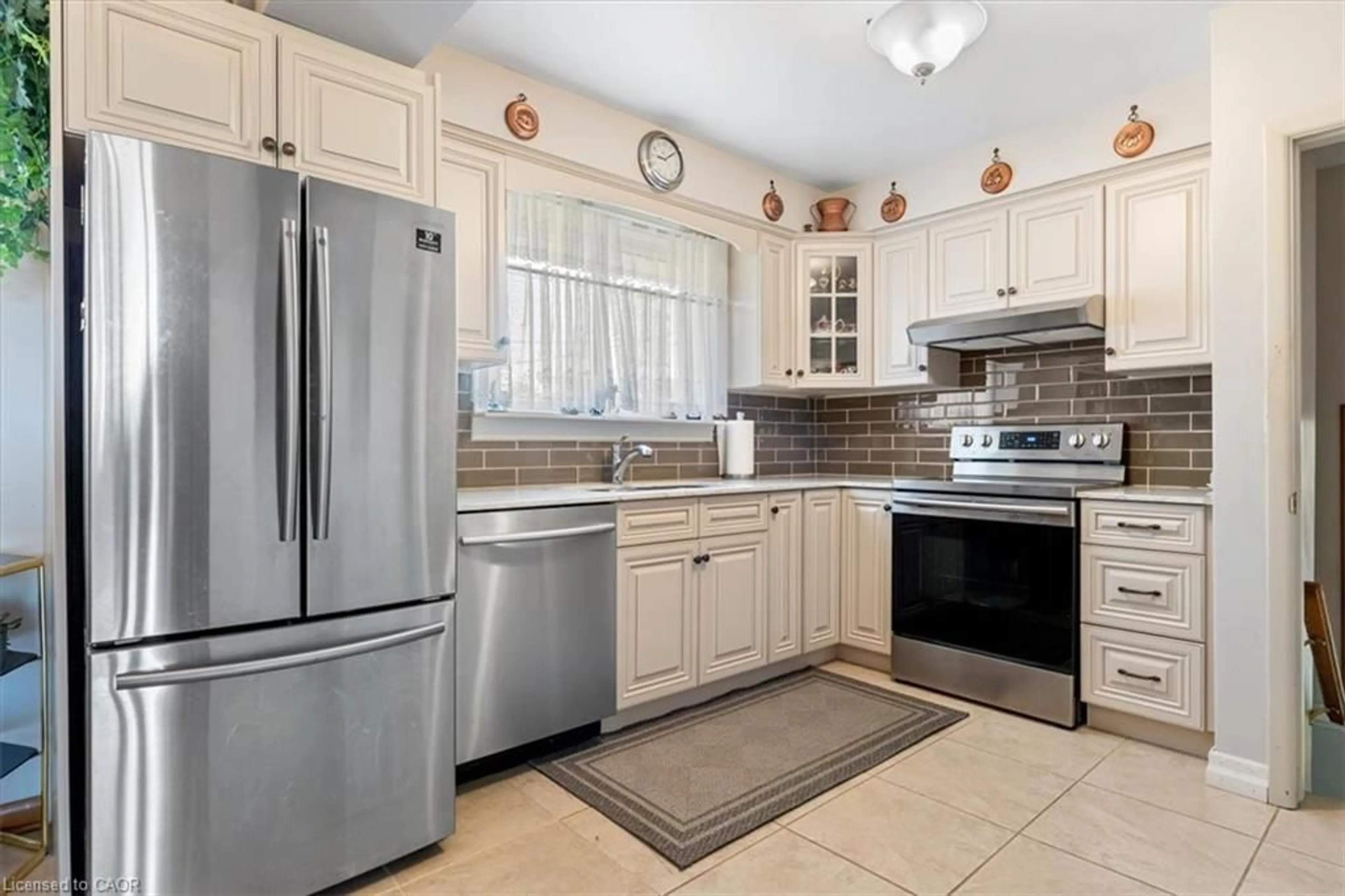 Unknown for 160 Elgin St, Thorold Ontario L2V 3C2