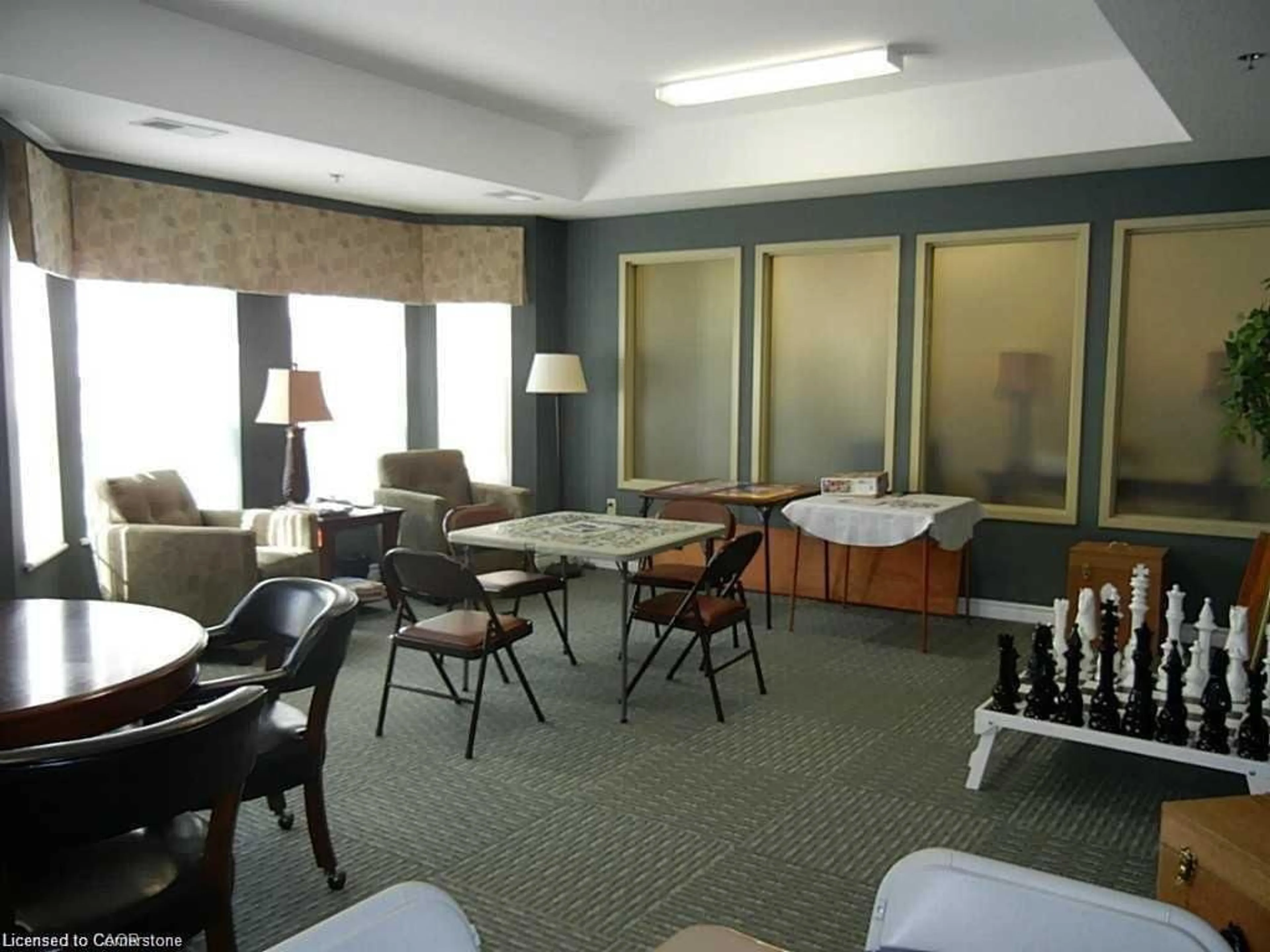A pic of a room for 317 Lock St #215, Dunnville Ontario N1A 0A1