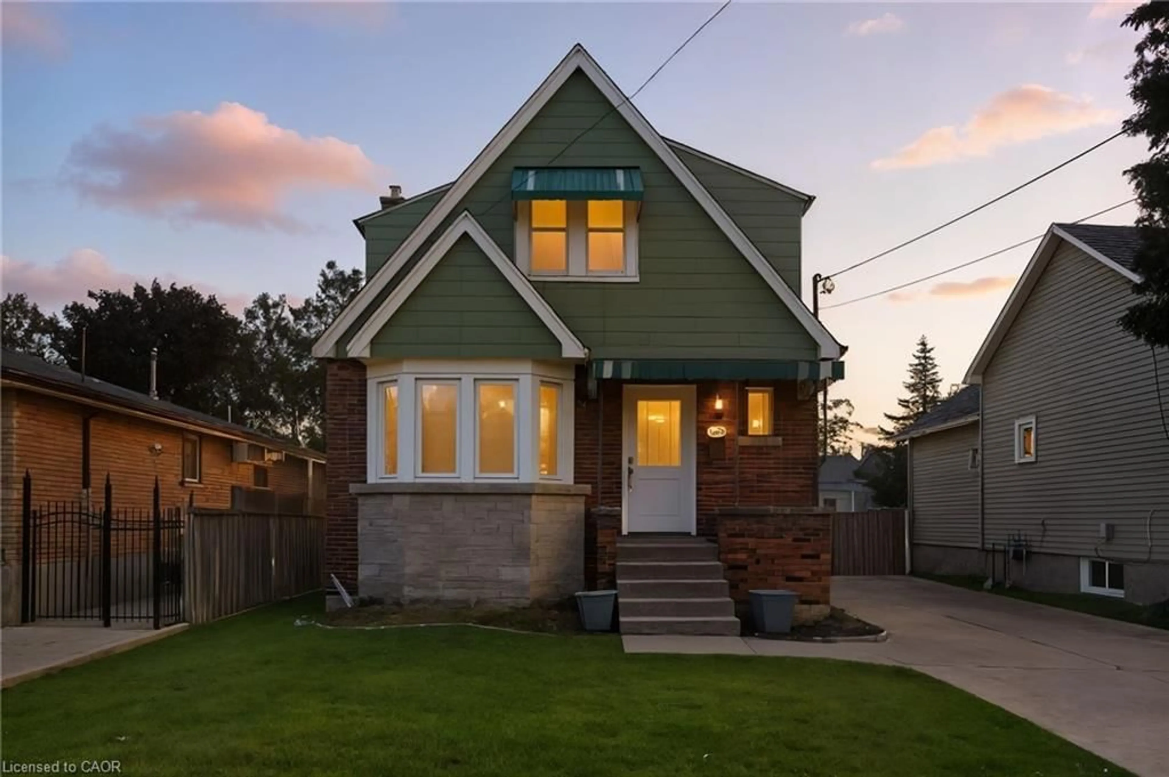 Home with brick exterior material, street for 181 Craigroyston Rd, Hamilton Ontario L8K 3K2