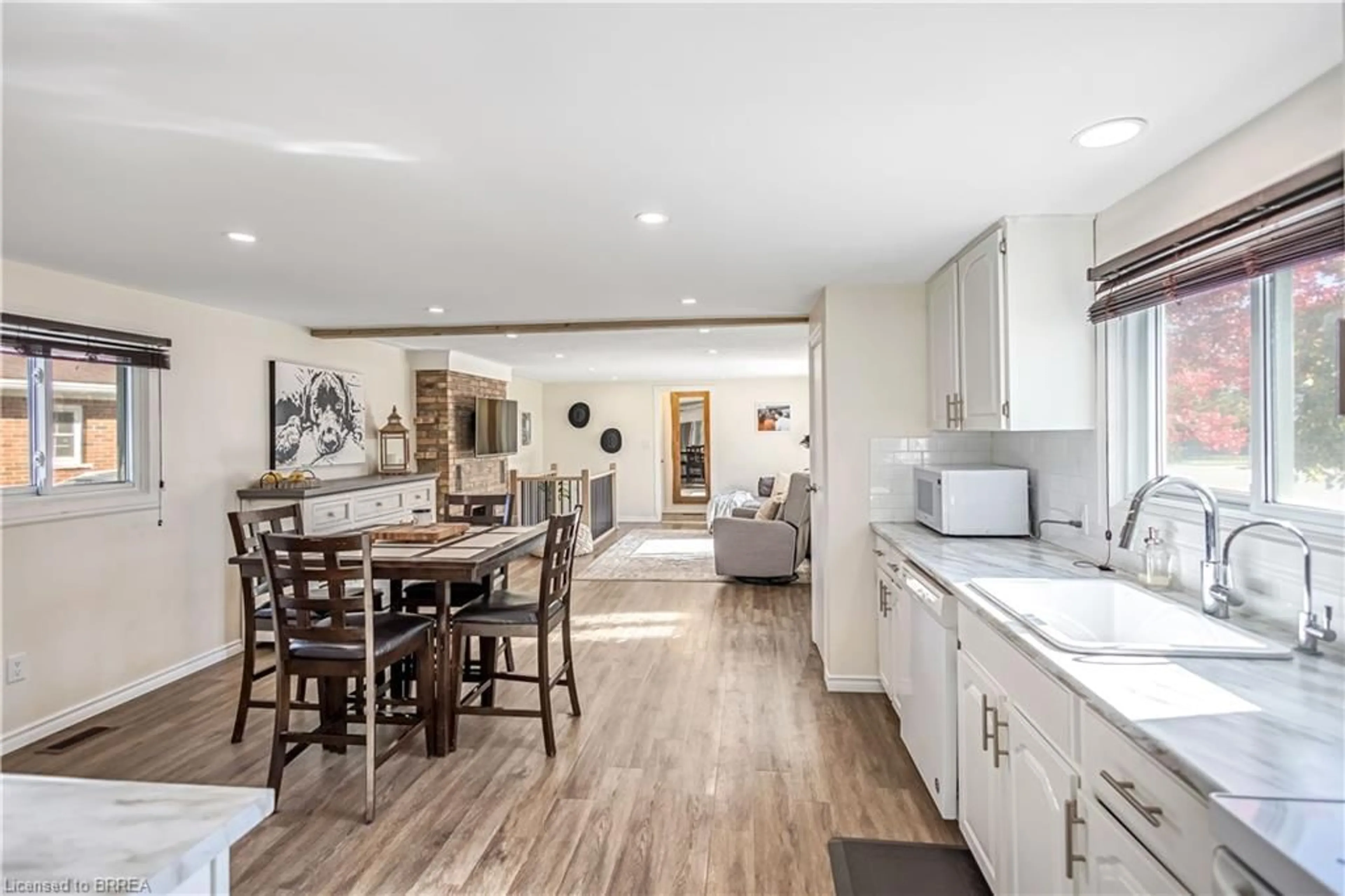 Open concept kitchen, unknown for 37 Morton Ave, Brantford Ontario N3R 2N6