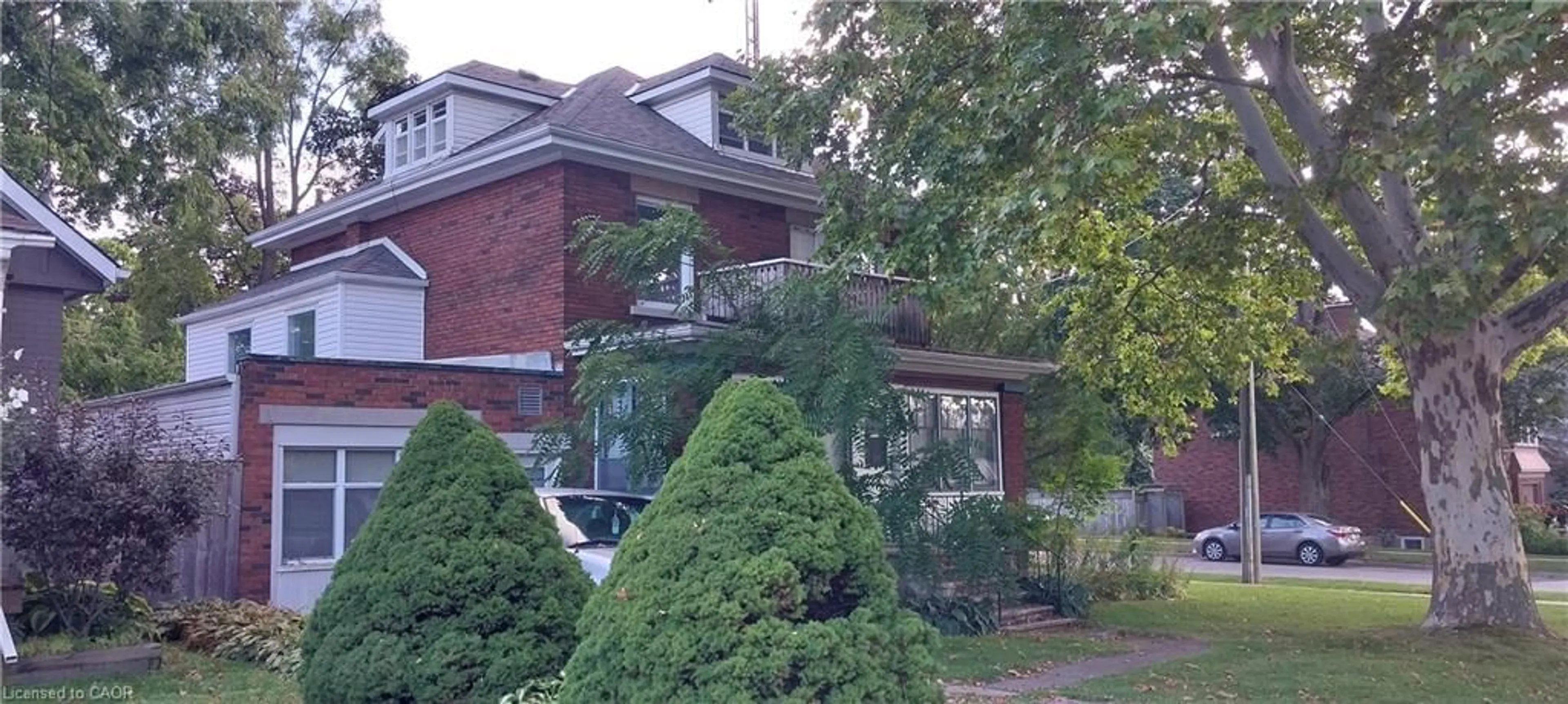 Home with brick exterior material, street for 50 Rife Ave, Cambridge Ontario N3C 2G7